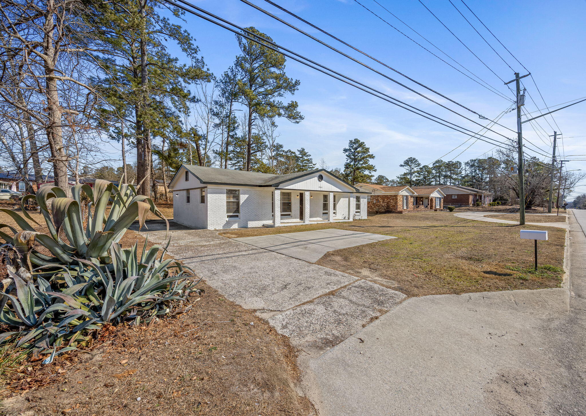 4-web-or-mls-2965 Meadowbrook Drive-31