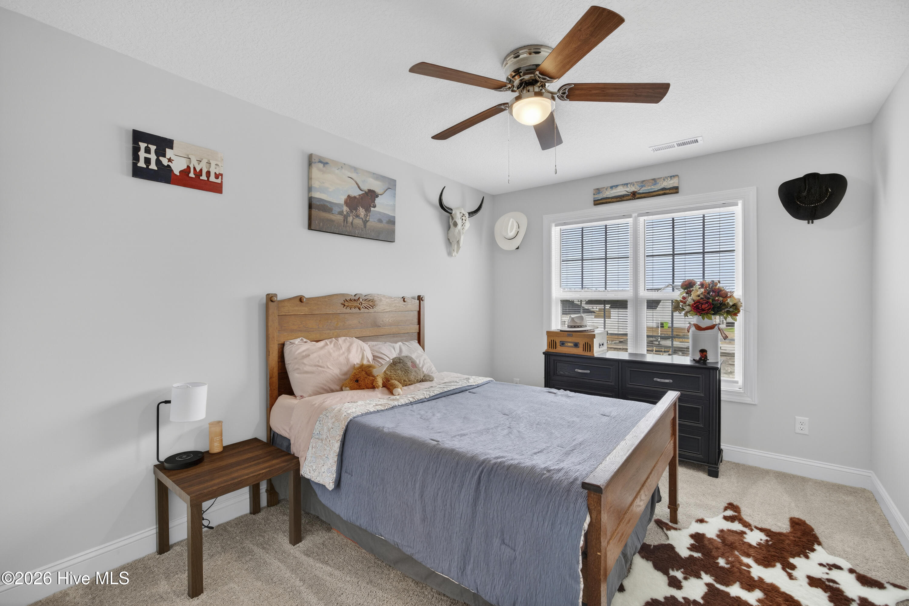 100558052 | Photo 38