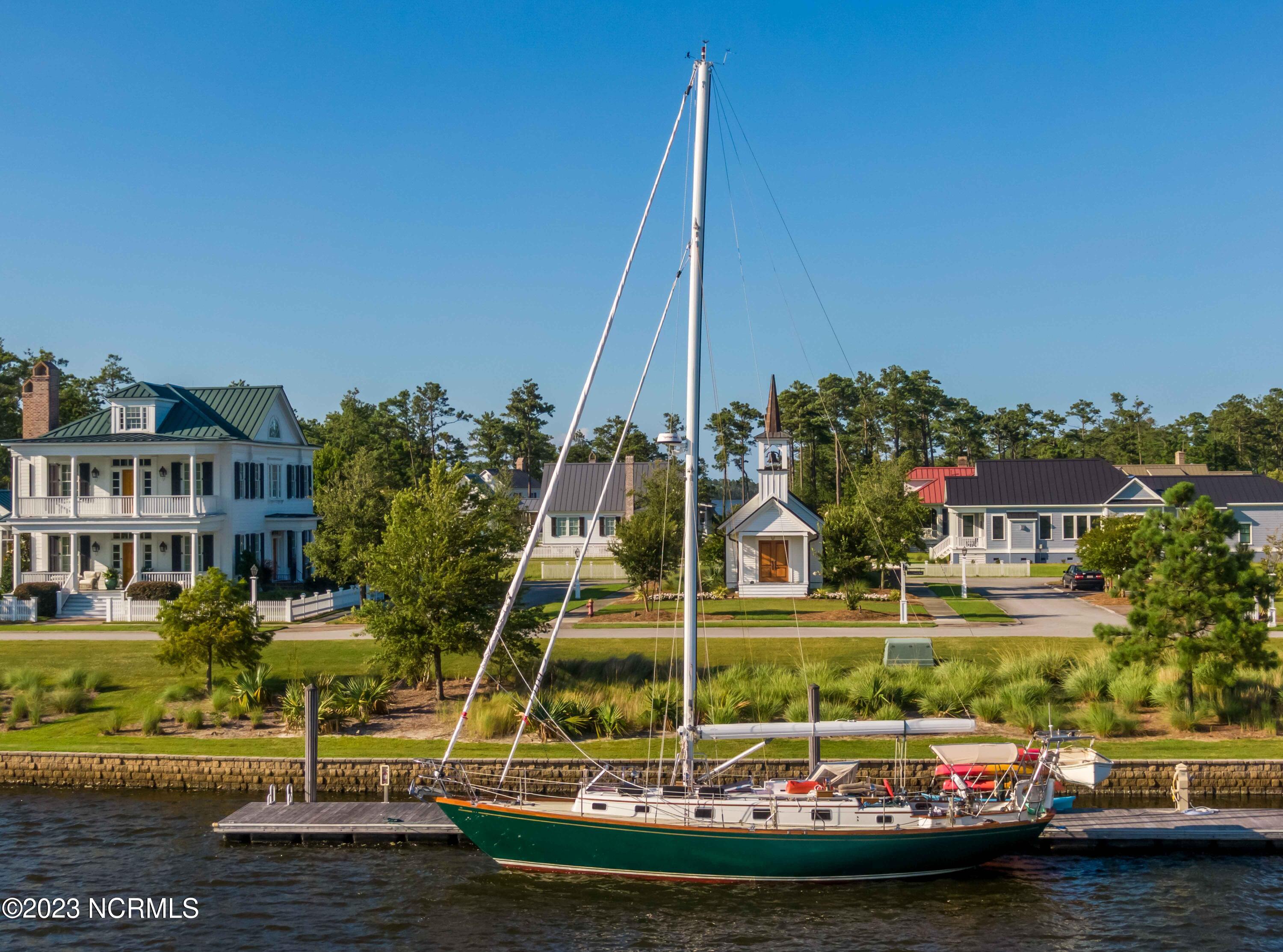 175 River Watch Road, Oriental, NC, 28571