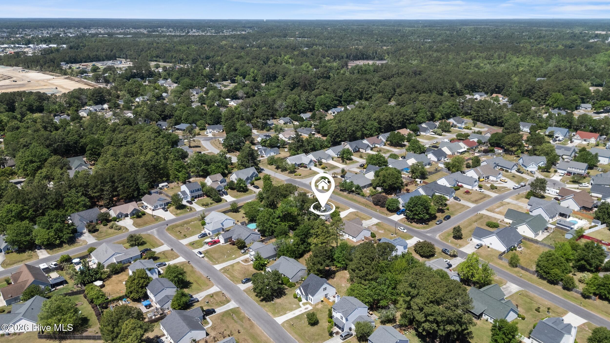 100569282 | Photo 46