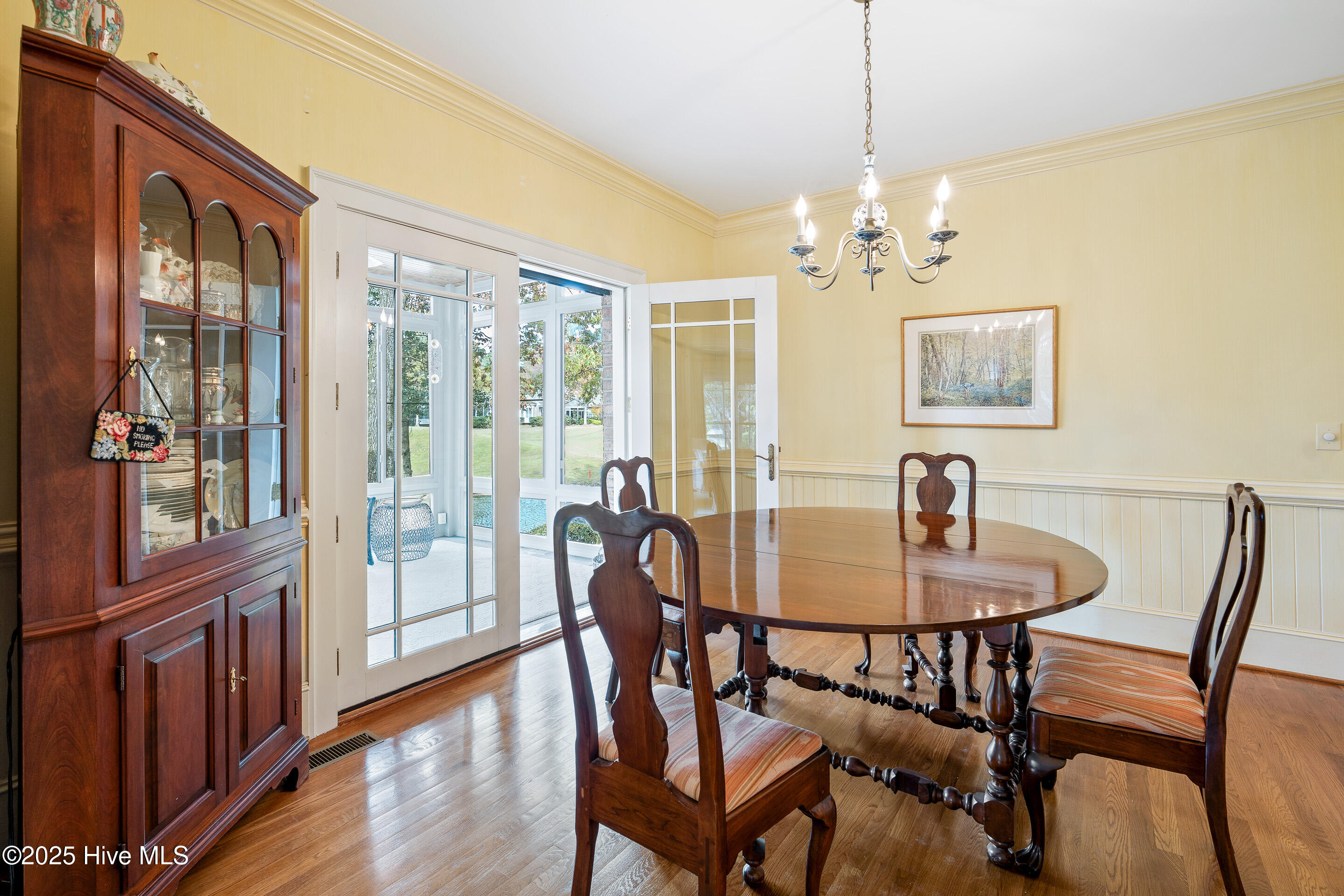 100547157 | Photo 11