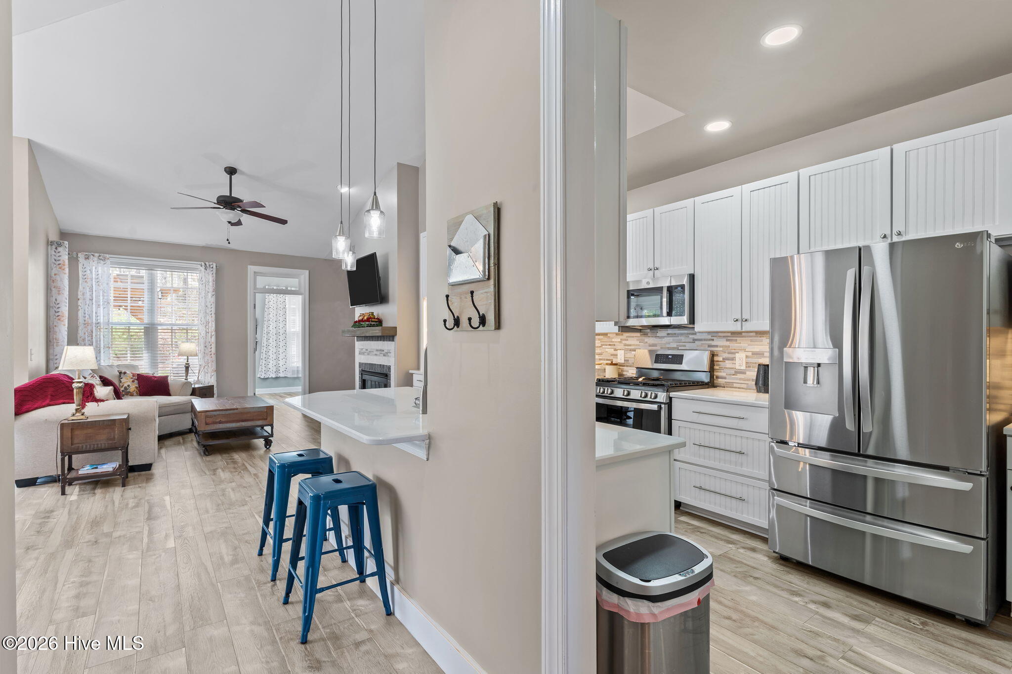 100562744 | Photo 18