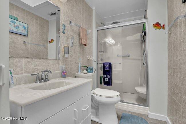 100564777 | Photo 20