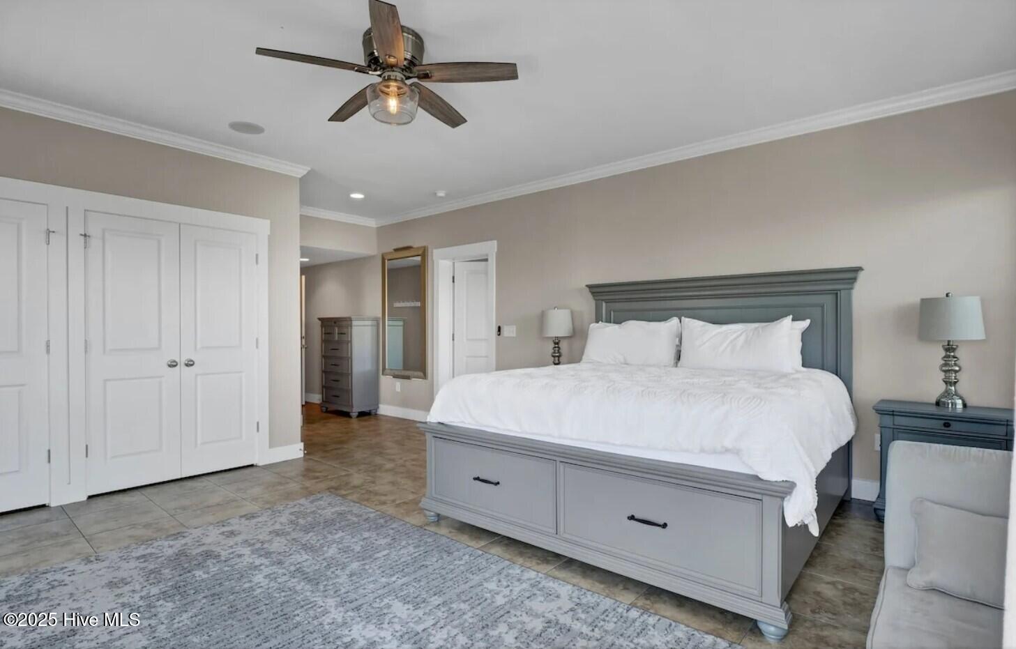 100519019 | Photo 17