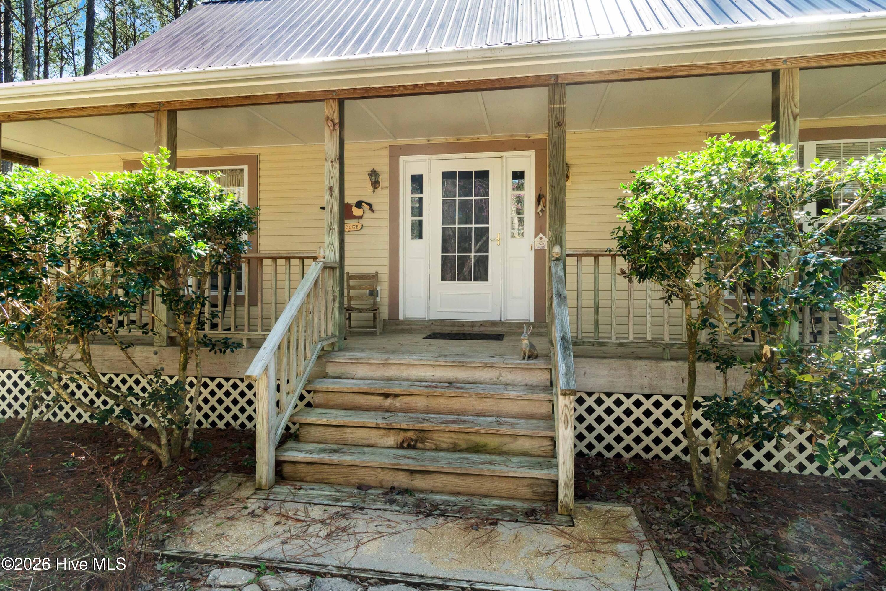 427 Bay Shores Road,Merritt