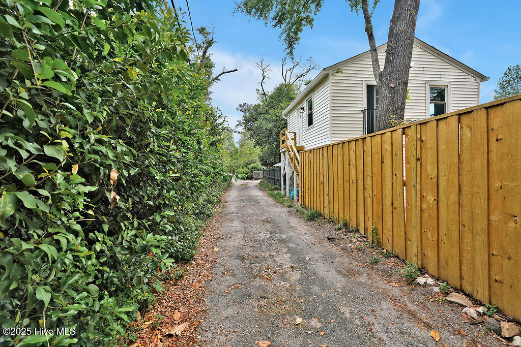 100528025 | Photo 39