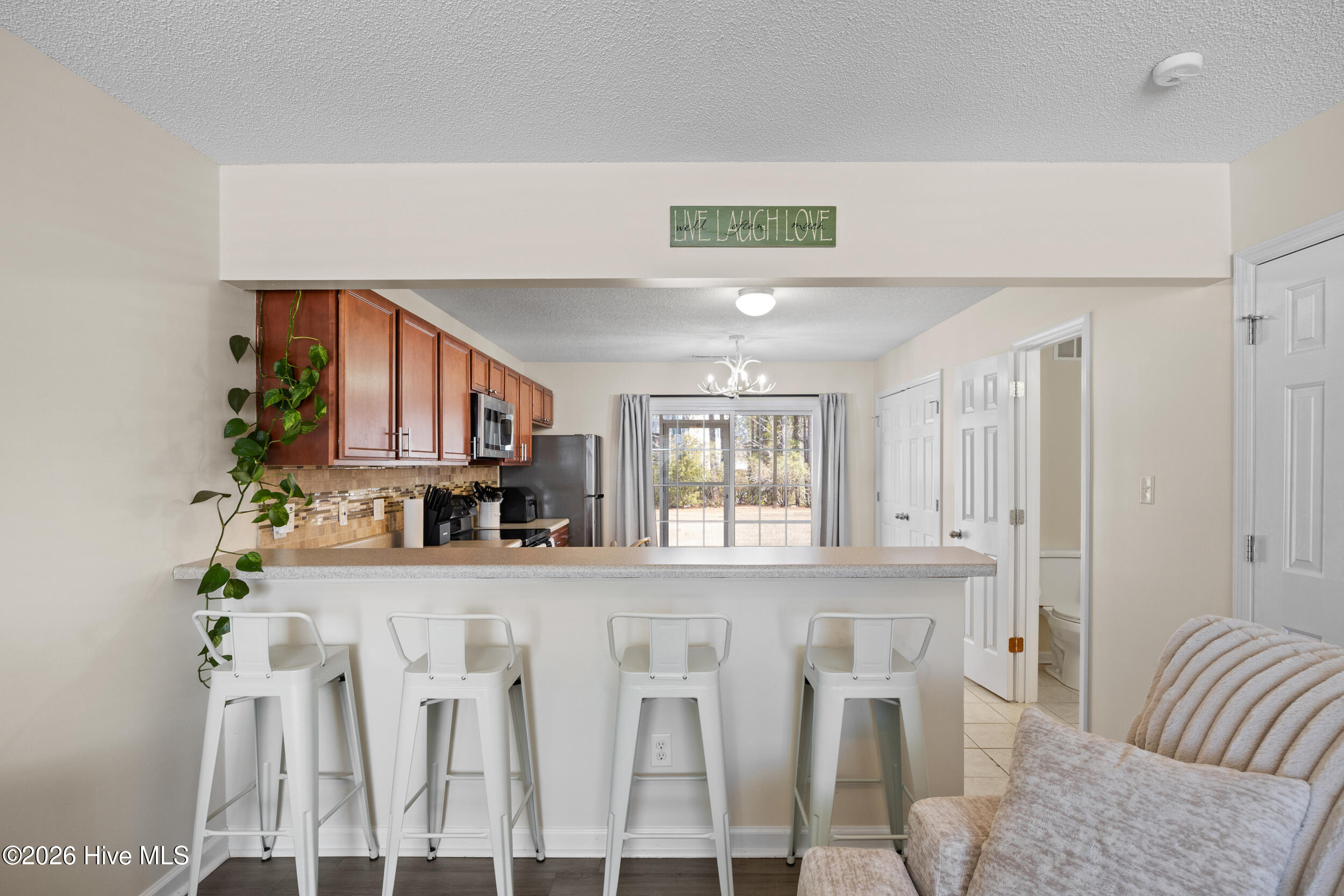 100554013 | Photo 10