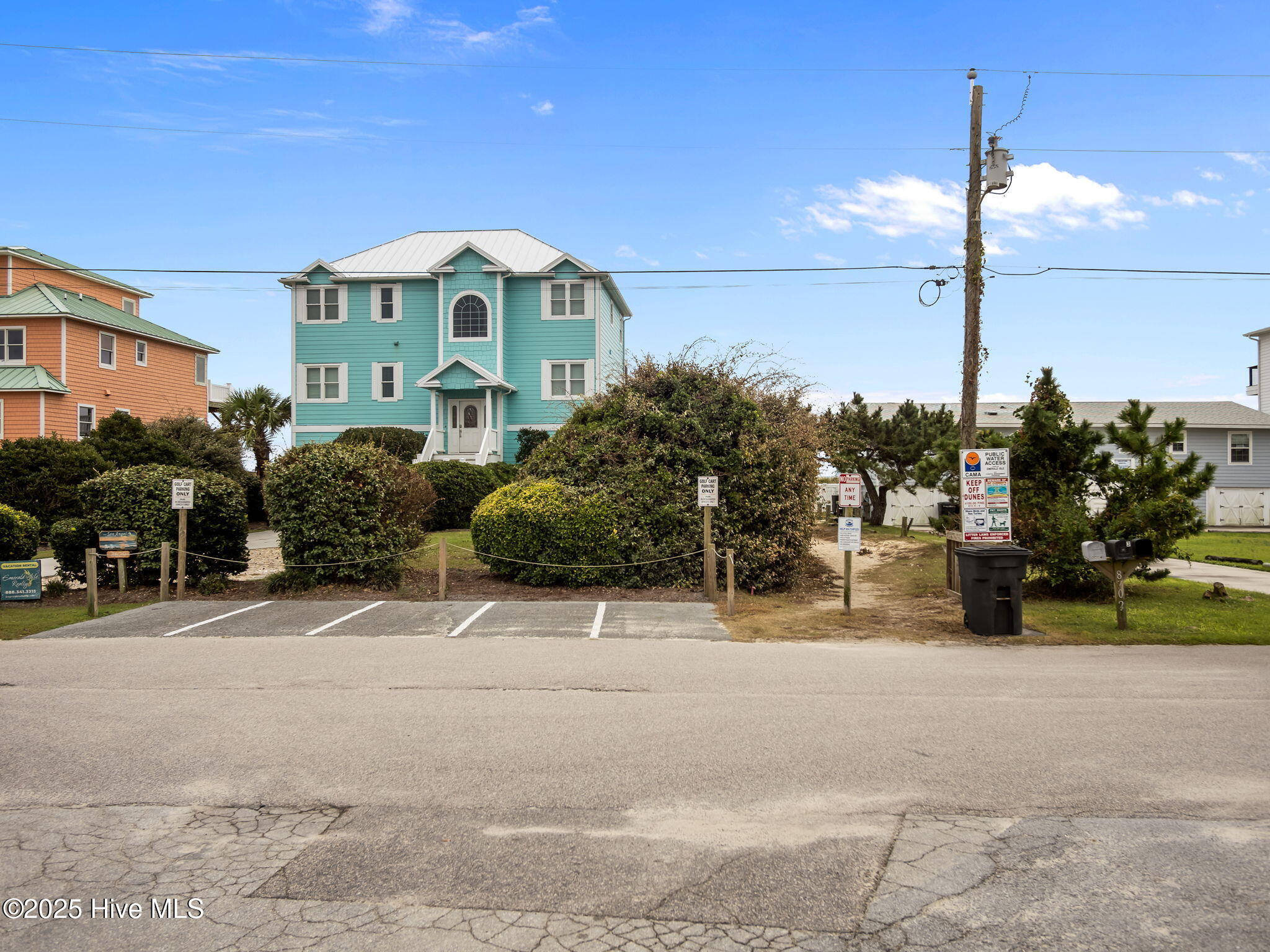 100536740 | Photo 38