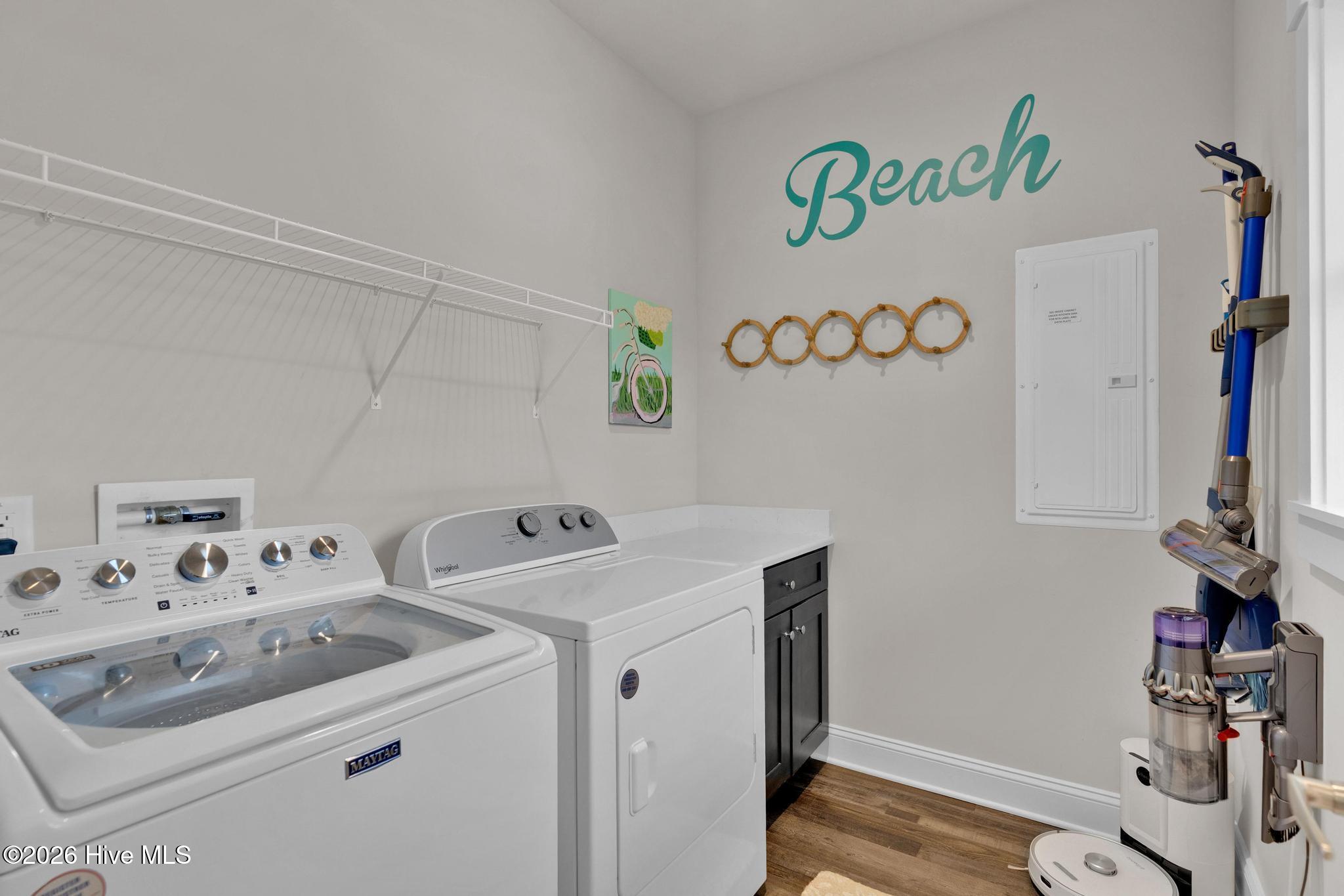 100569220 | Photo 15