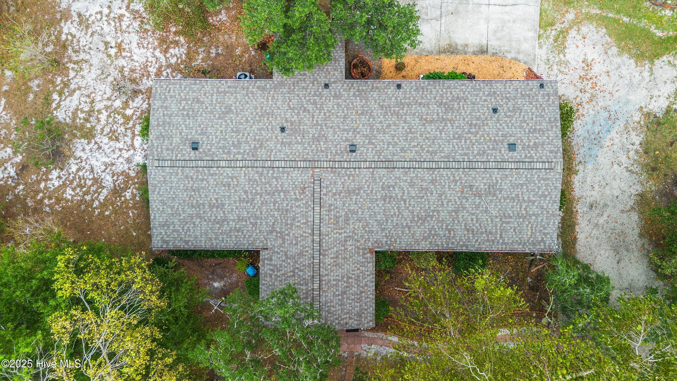 100535667 | Photo 79