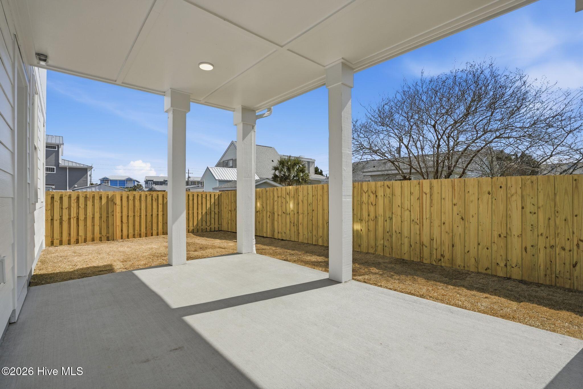 100558491 | Photo 74