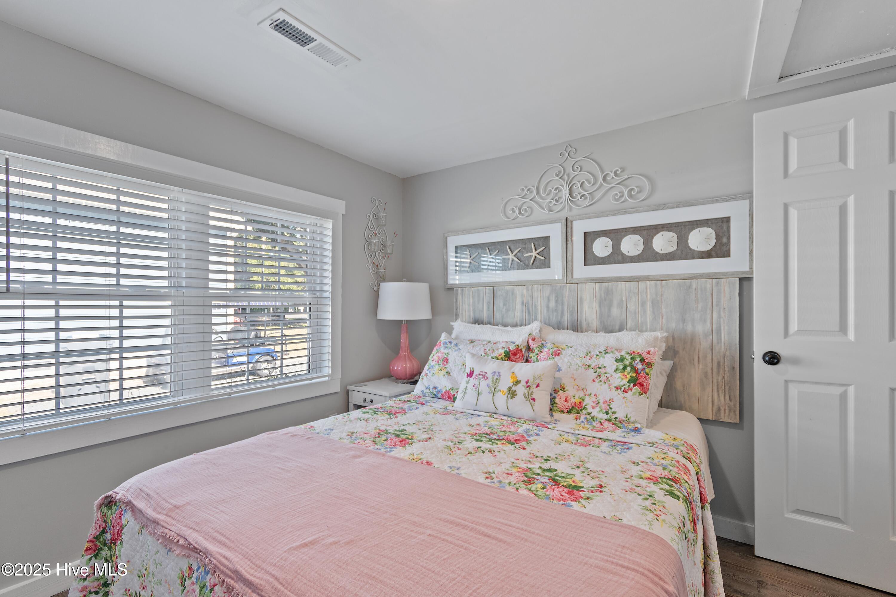 100539191 | Photo 27