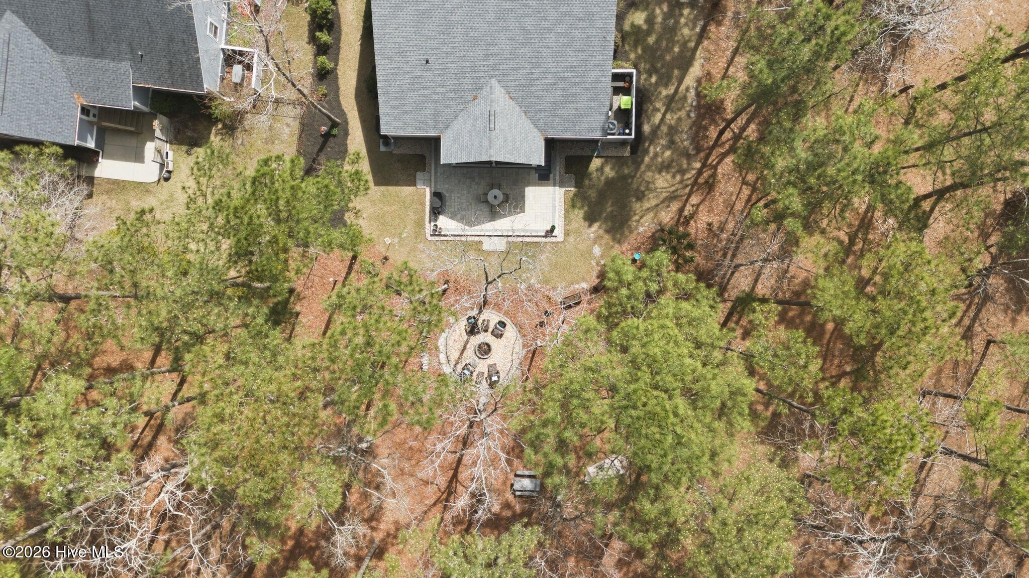 100560702 | Photo 75