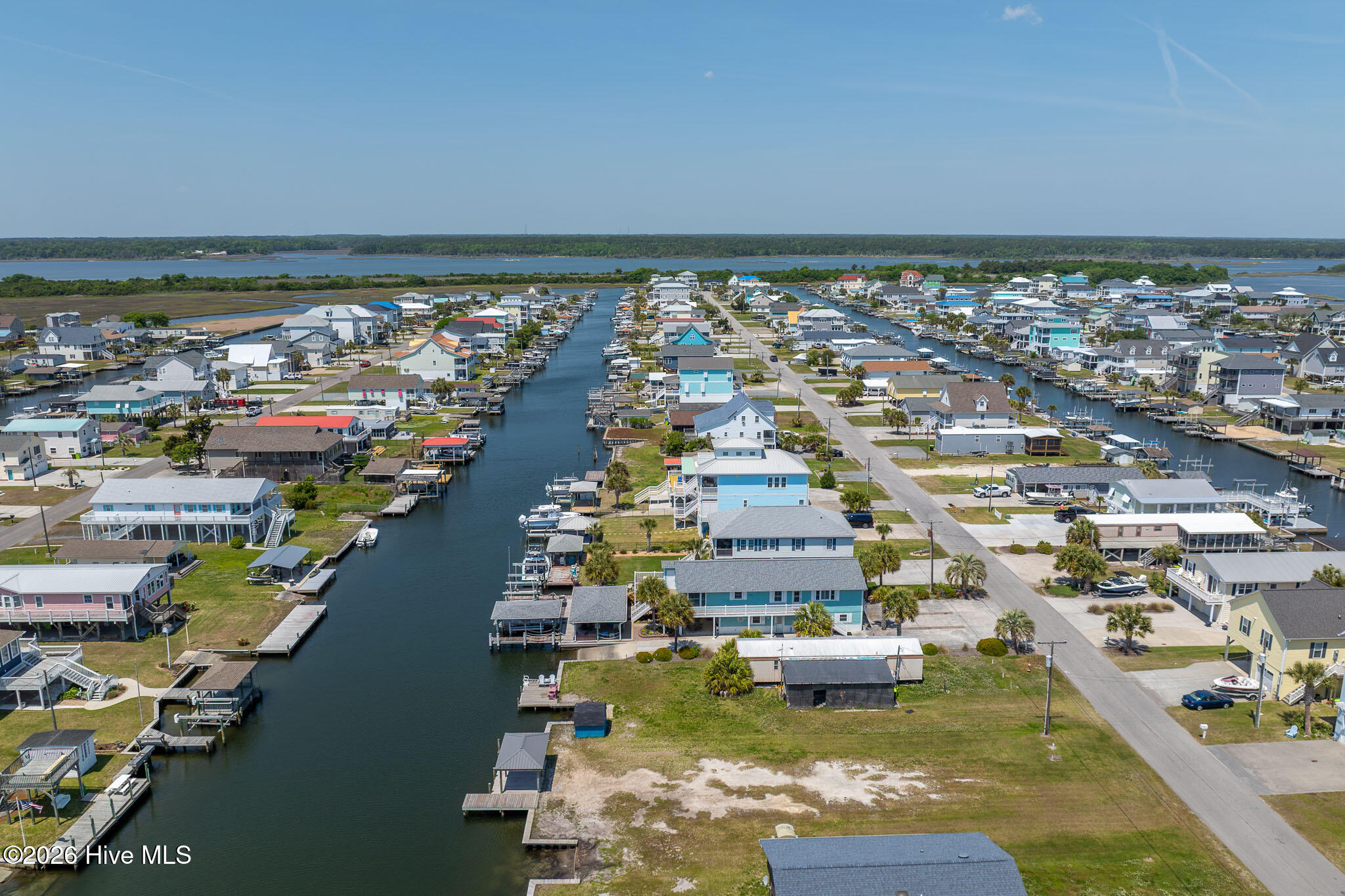 100569723 | Photo 27