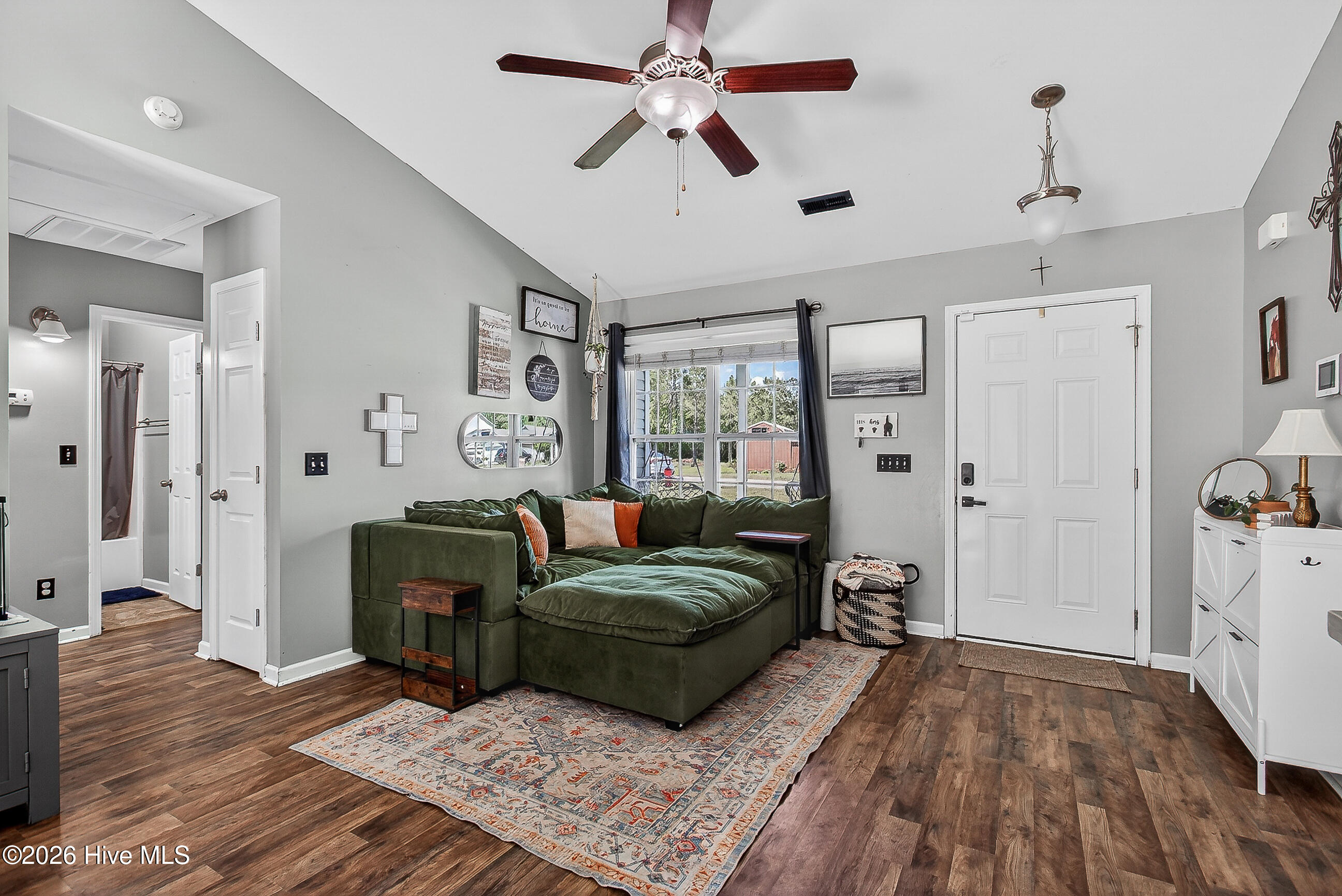 102 Blossom Court, Maple Hill, NC 28454 – photo 6: 01-6
