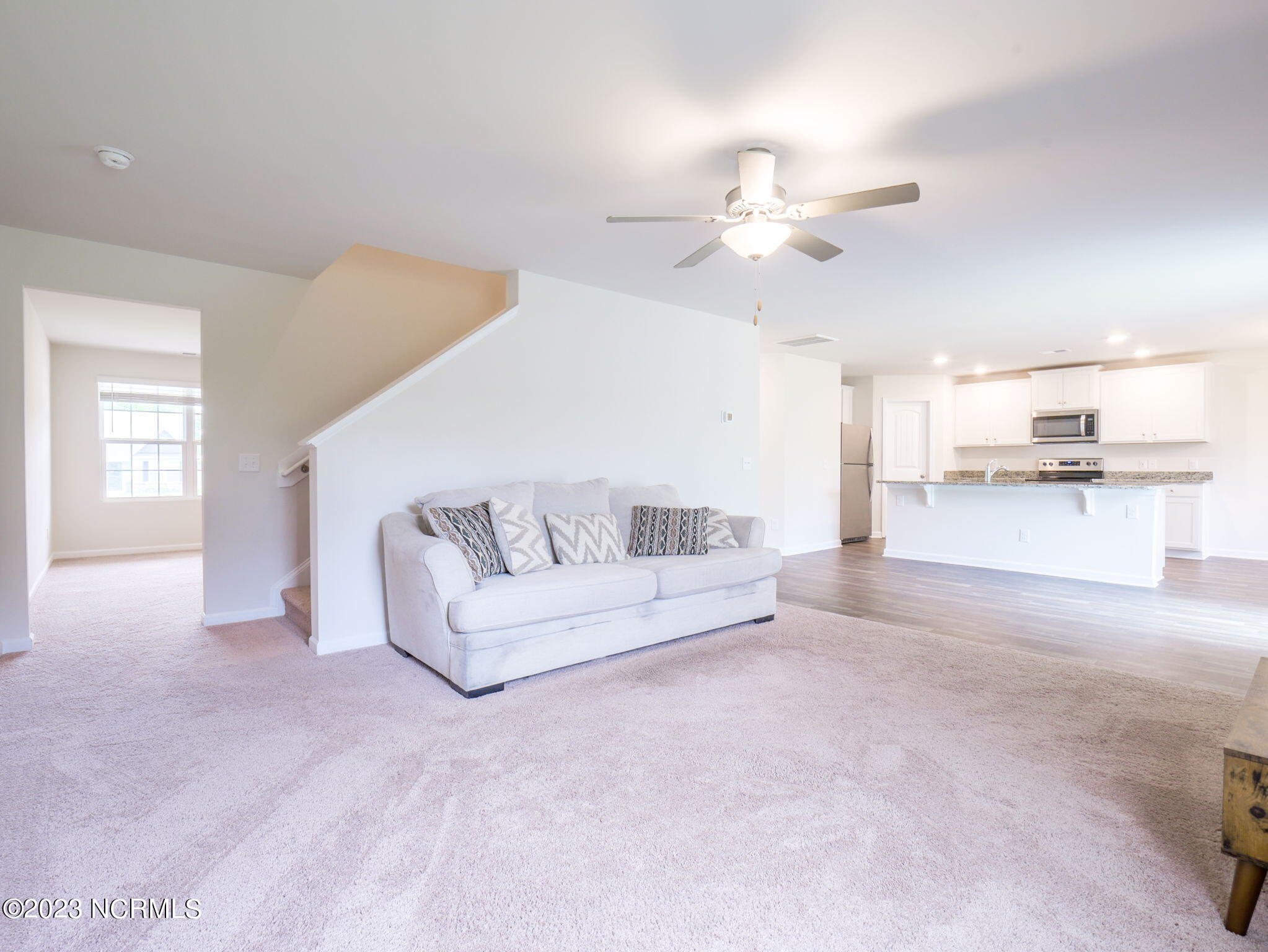 100539301 | Photo 12