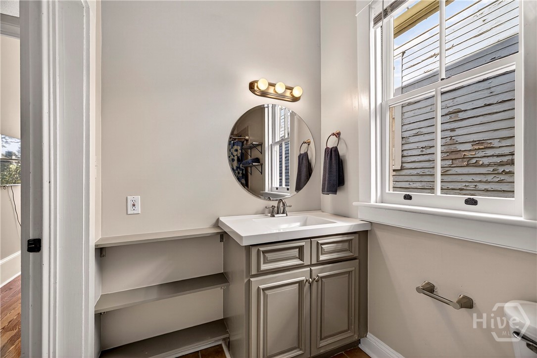 513 E Henry Street, Savannah, GA, 31401