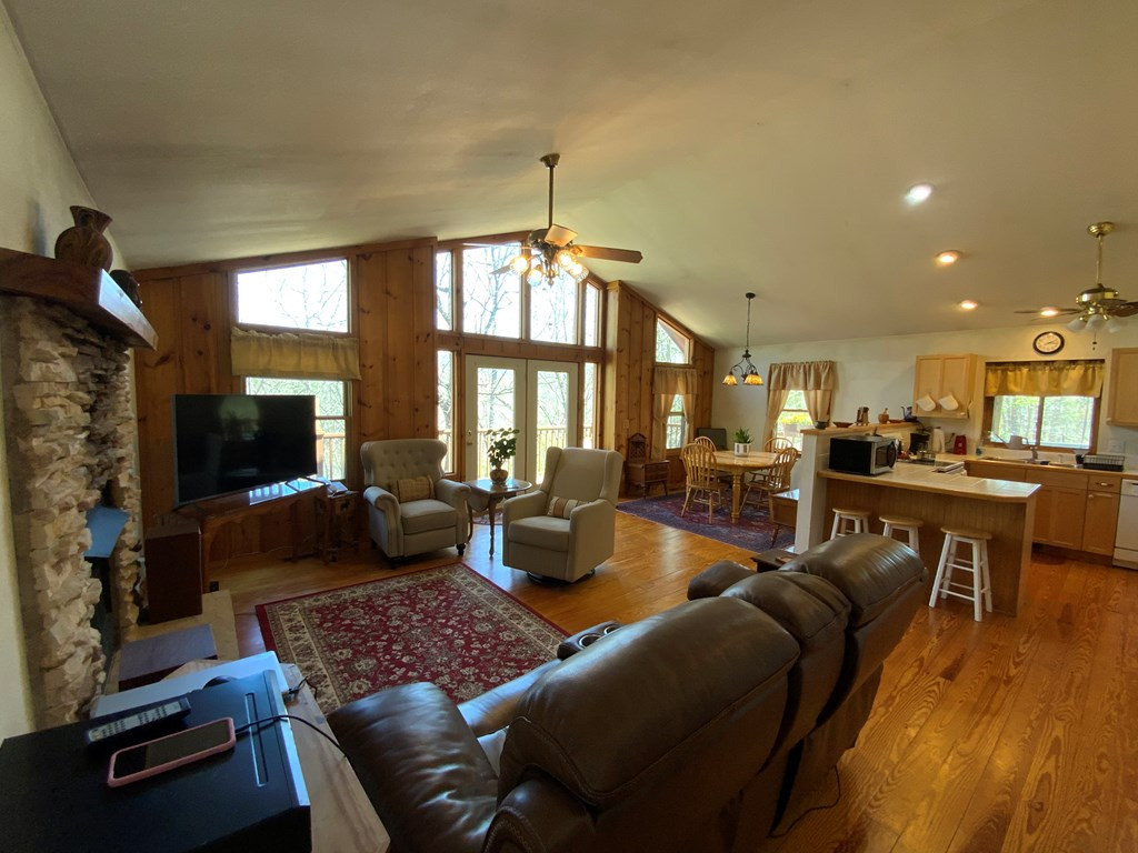 124 Bradford Drive, Marble, NC 28905 Listing Photo  9