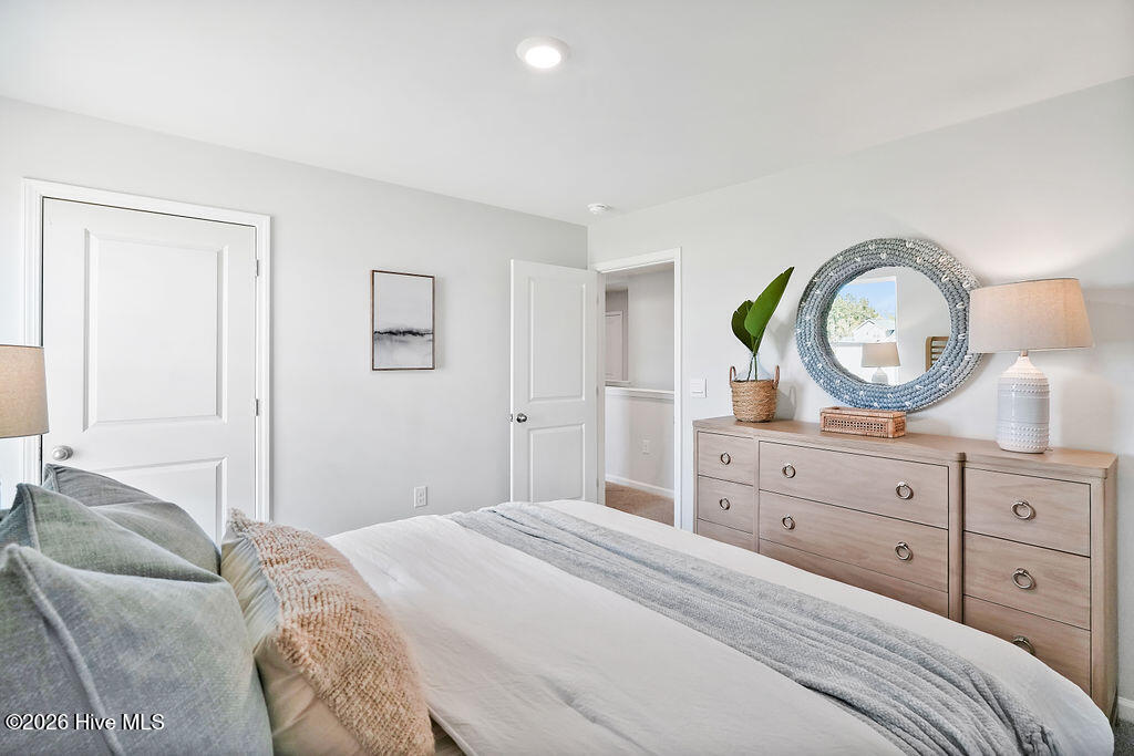 100548051 | Photo 34