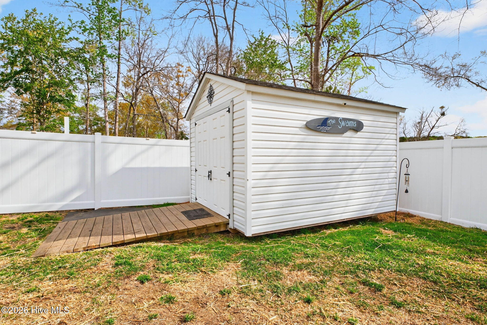 100564631 | Photo 36