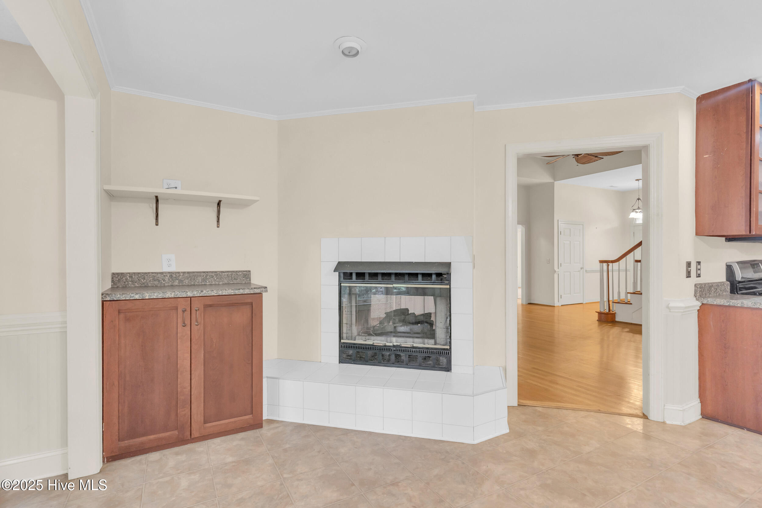 3004 Wickford Road, Wilmington, NC 28409 – photo 15: Kitchen Dining/Den