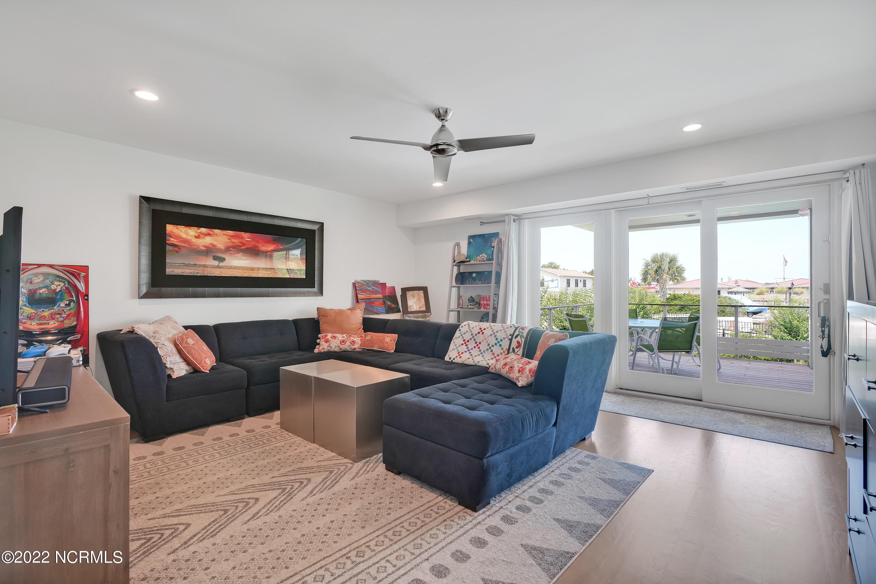 100462193 | Photo 52