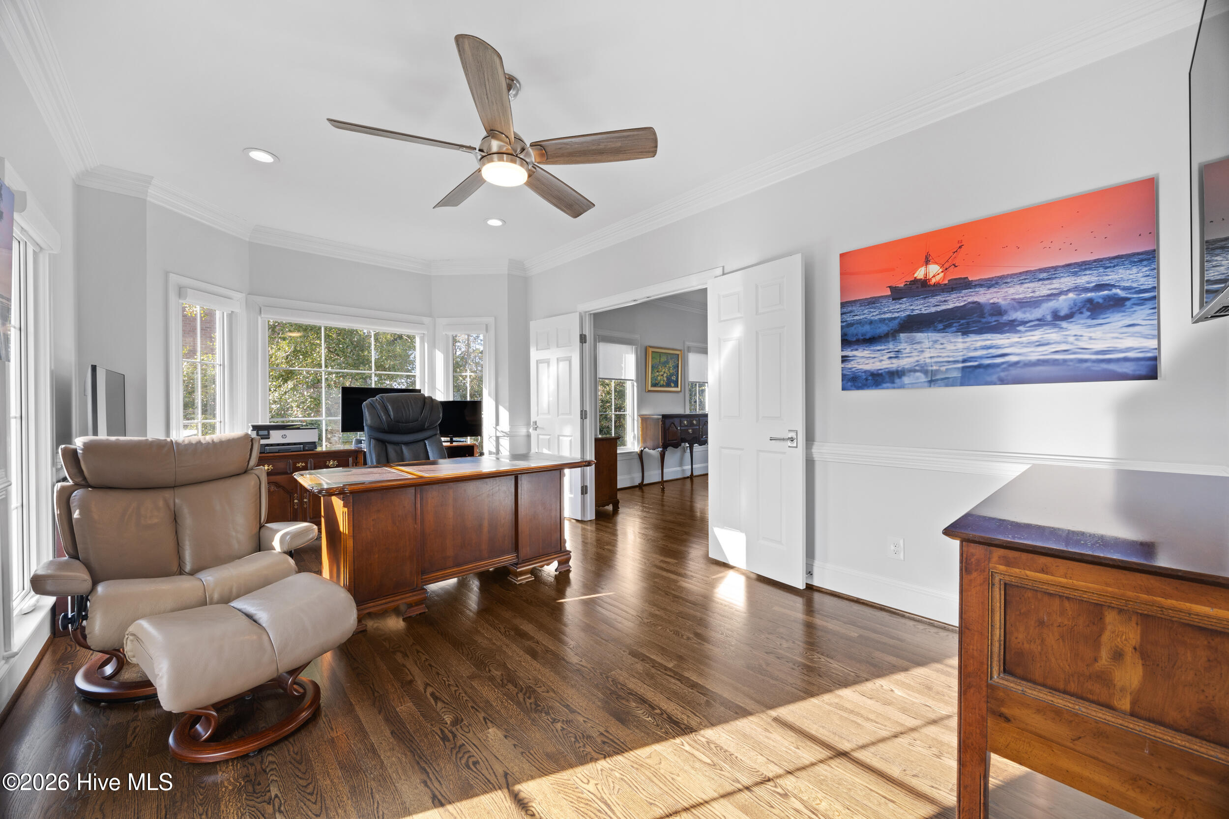 100553782 | Photo 33