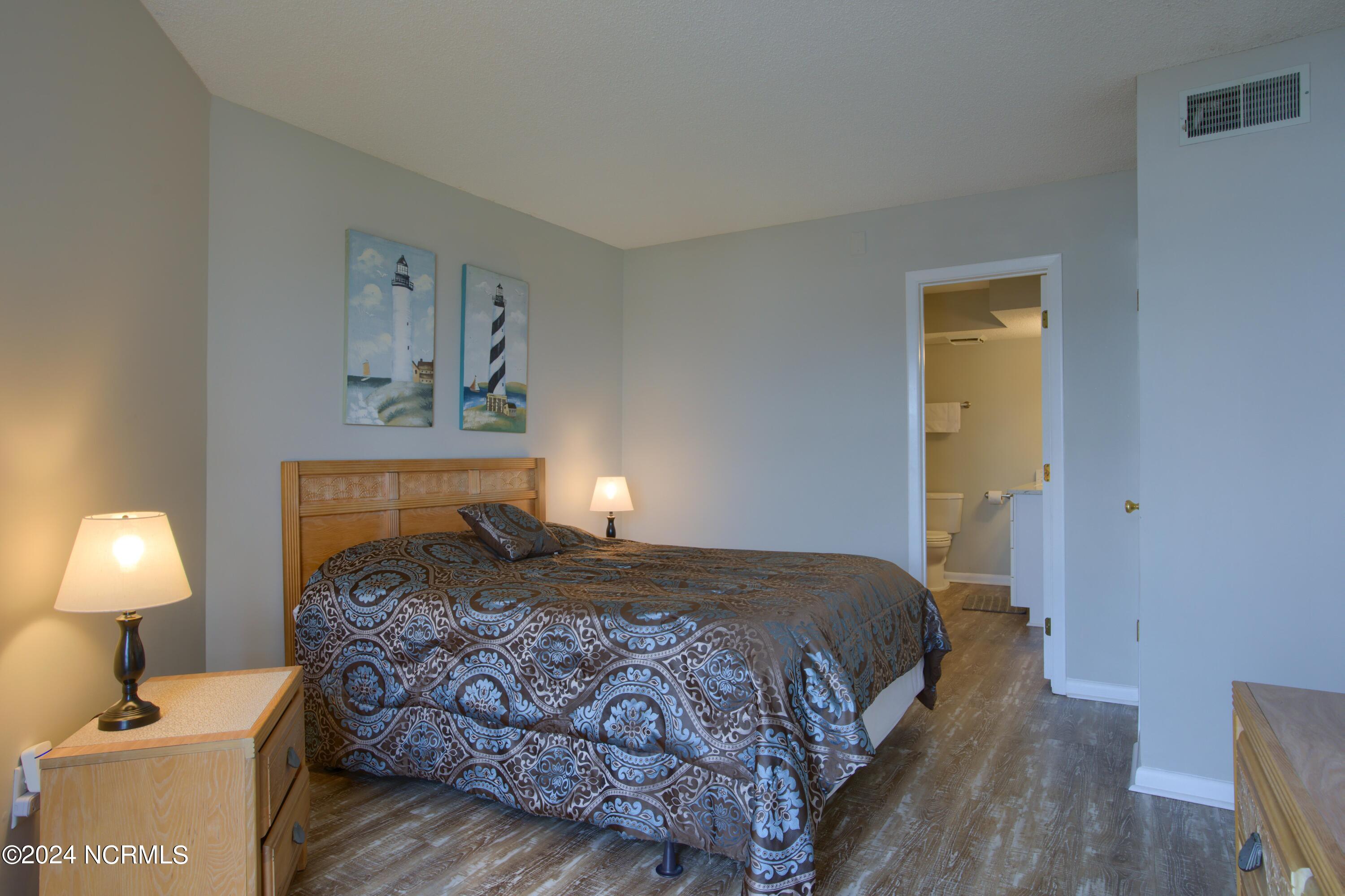 100424903 | Photo 16