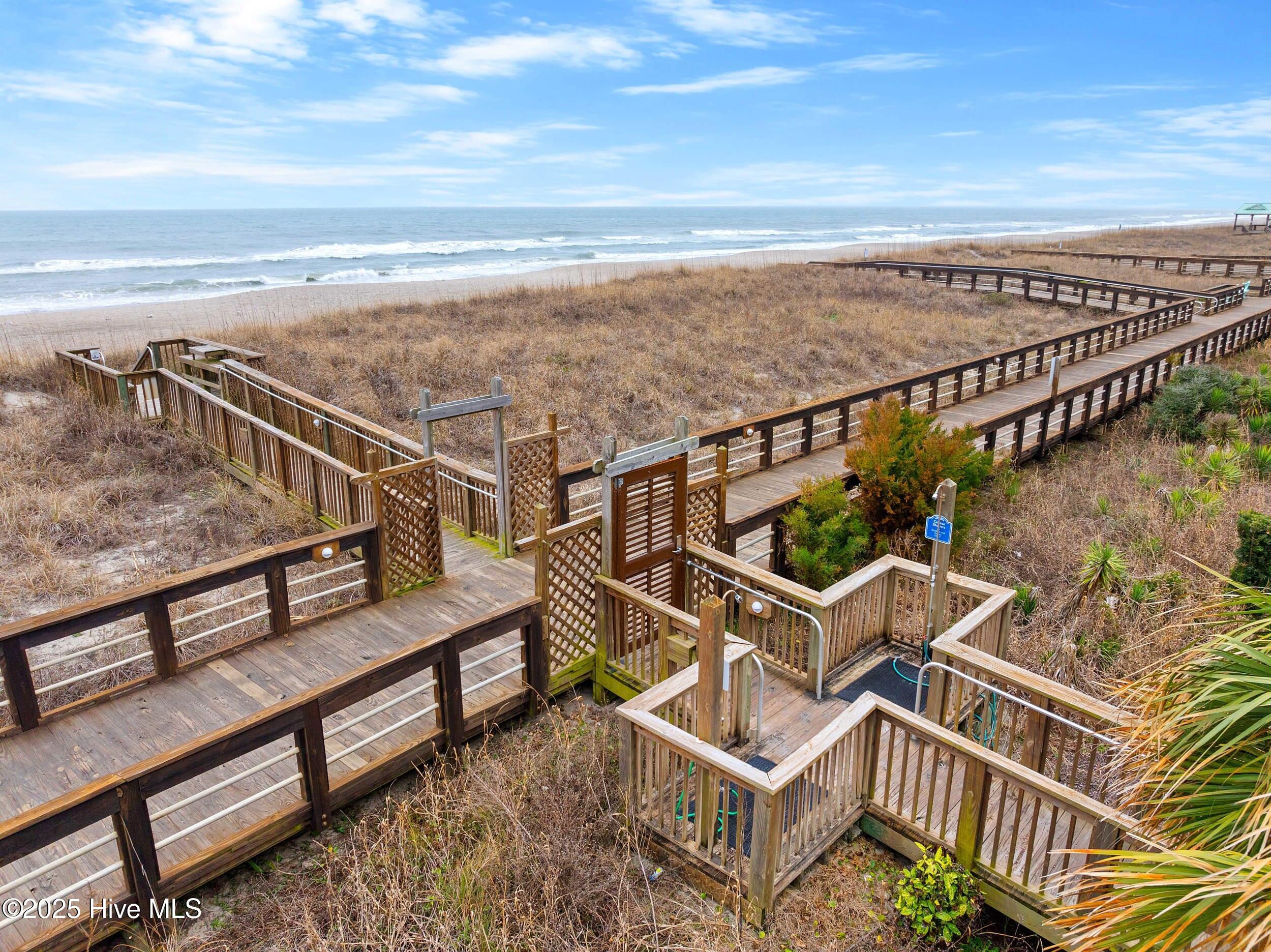 100490591 | Photo 41