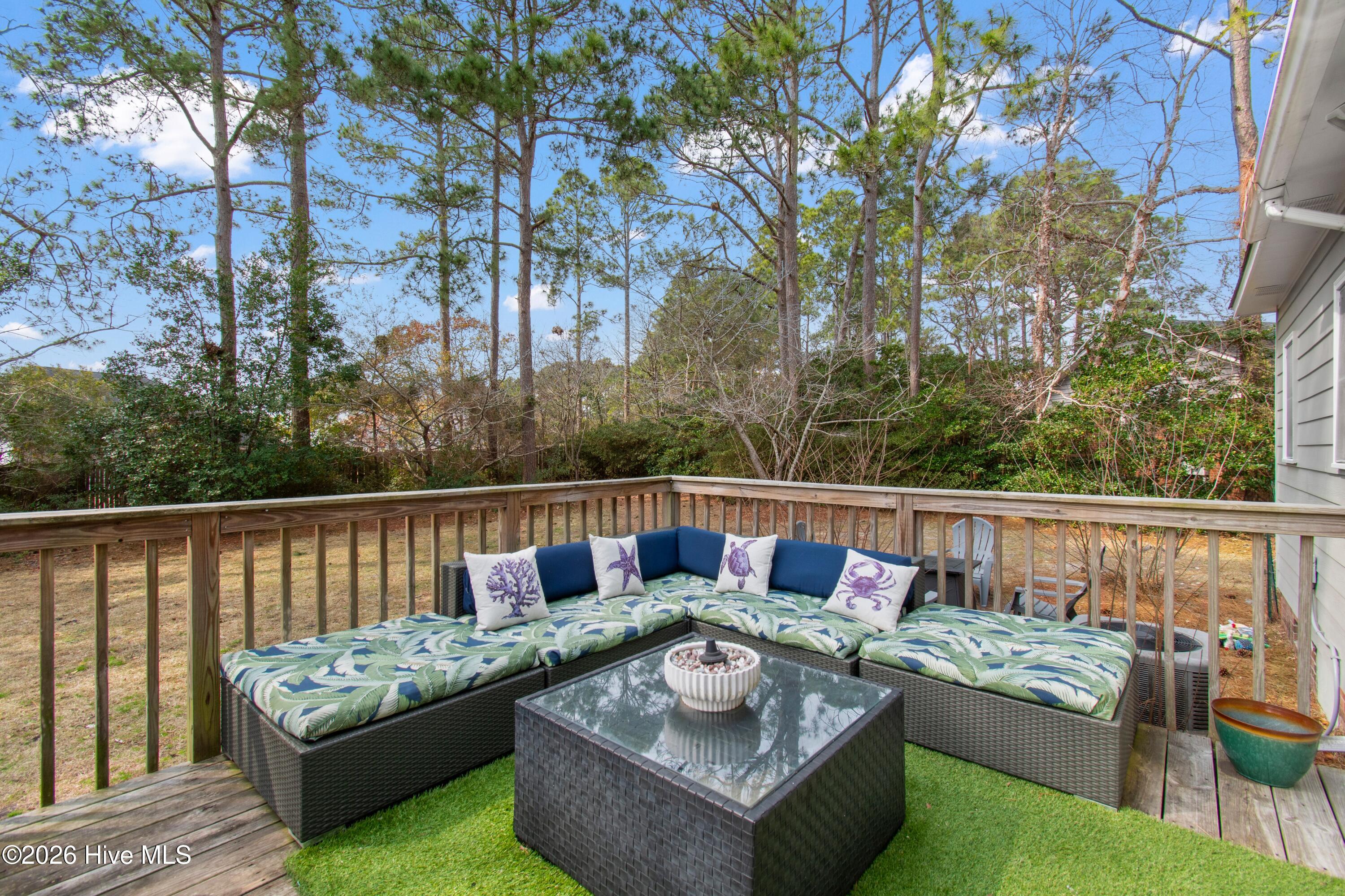 100557511 | Photo 27