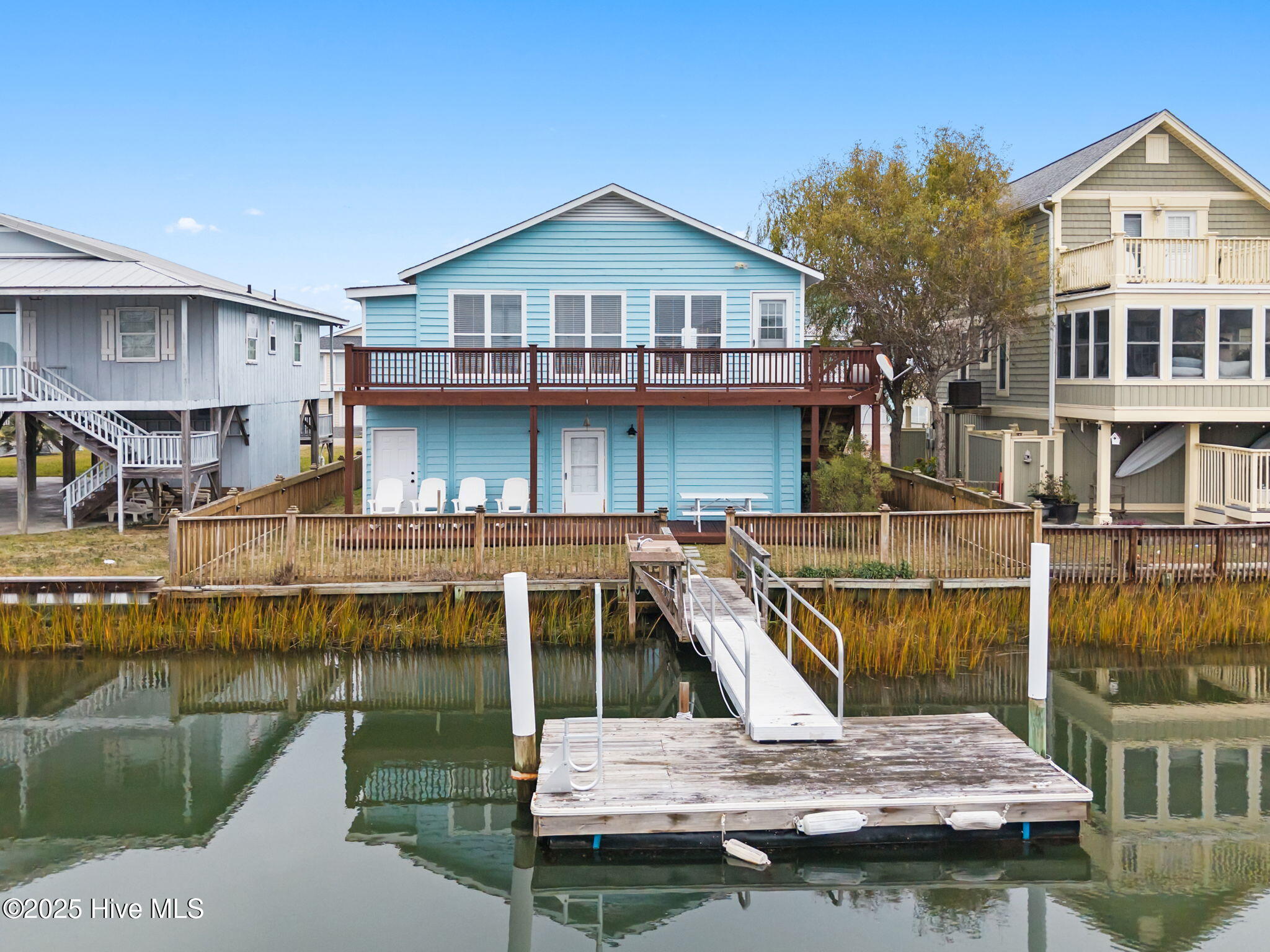 100544859 | Photo 42