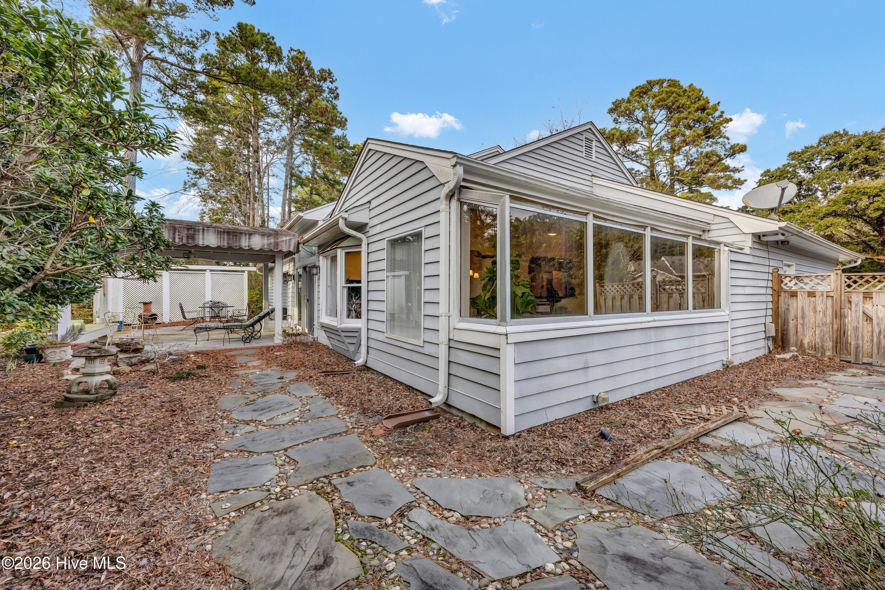 100549096 | Photo 22