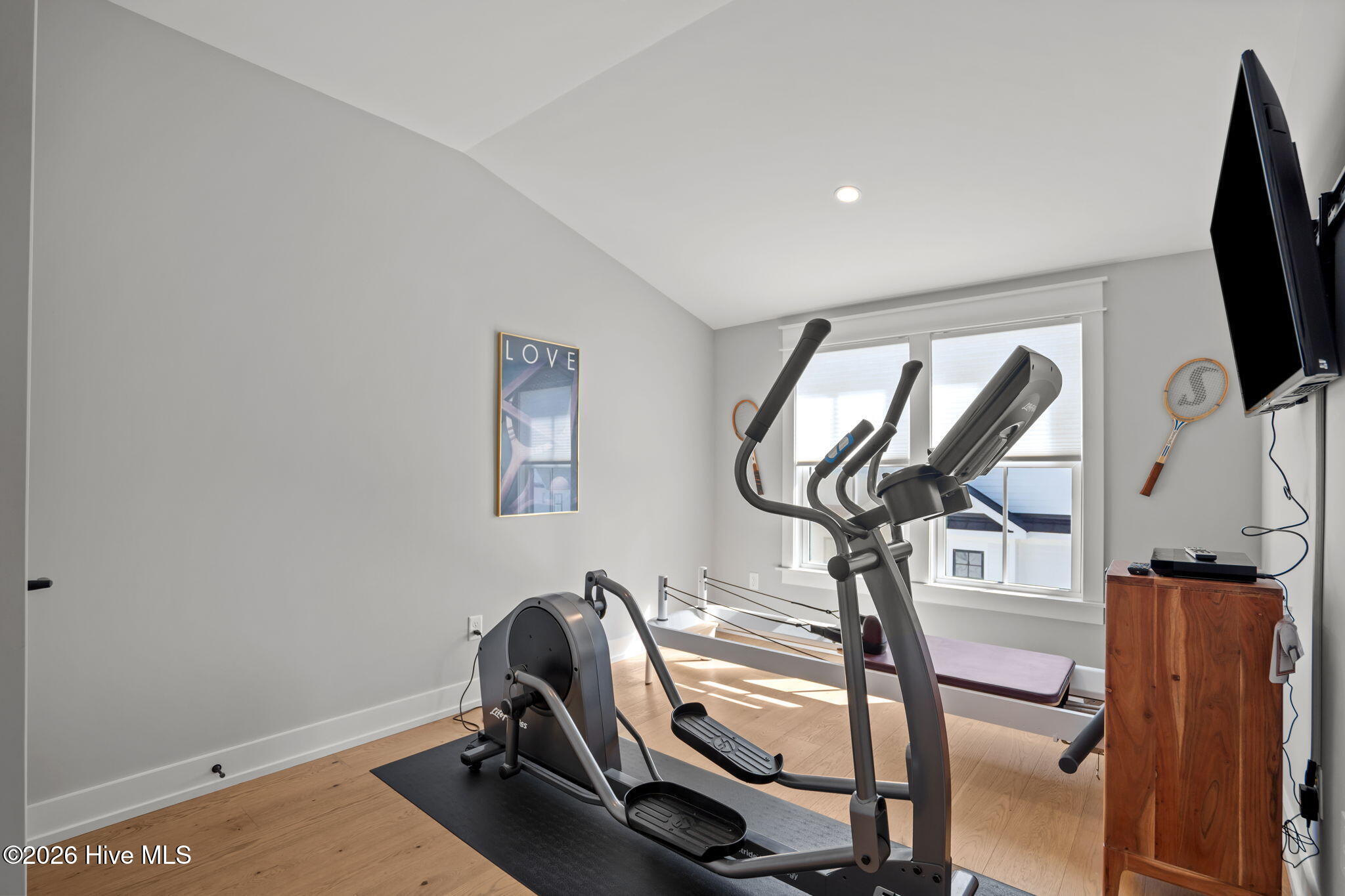 100552762 | Photo 56