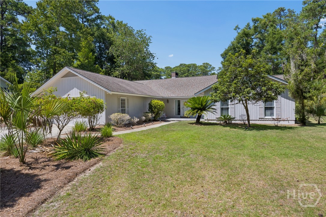 Photo 2 of Single family home for sale at 1 Brooks Ln, Savannah, GA 31411 | MLS# SA361443 | Listing updated on 2026-10-03