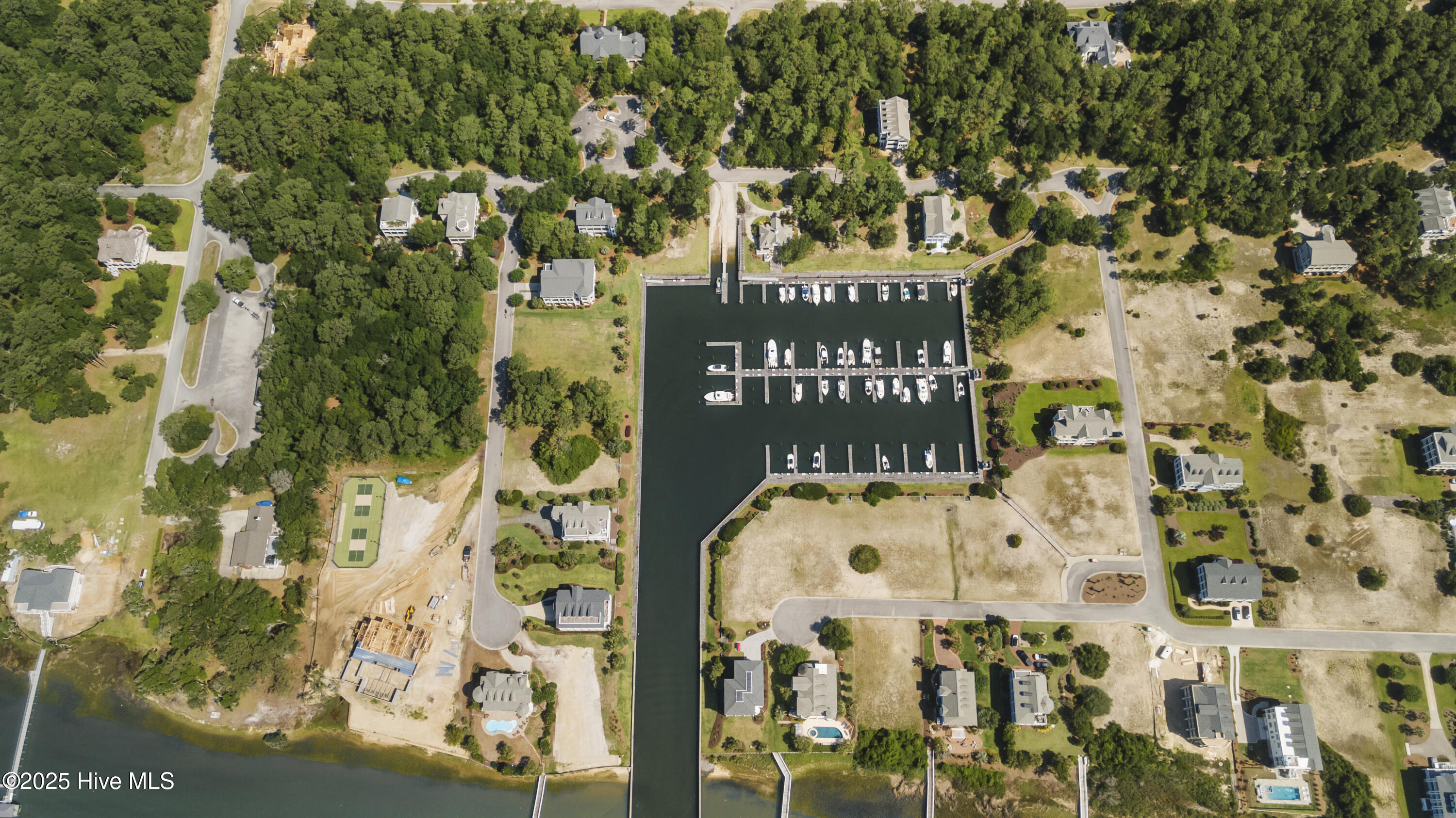 100493964 | Photo 80