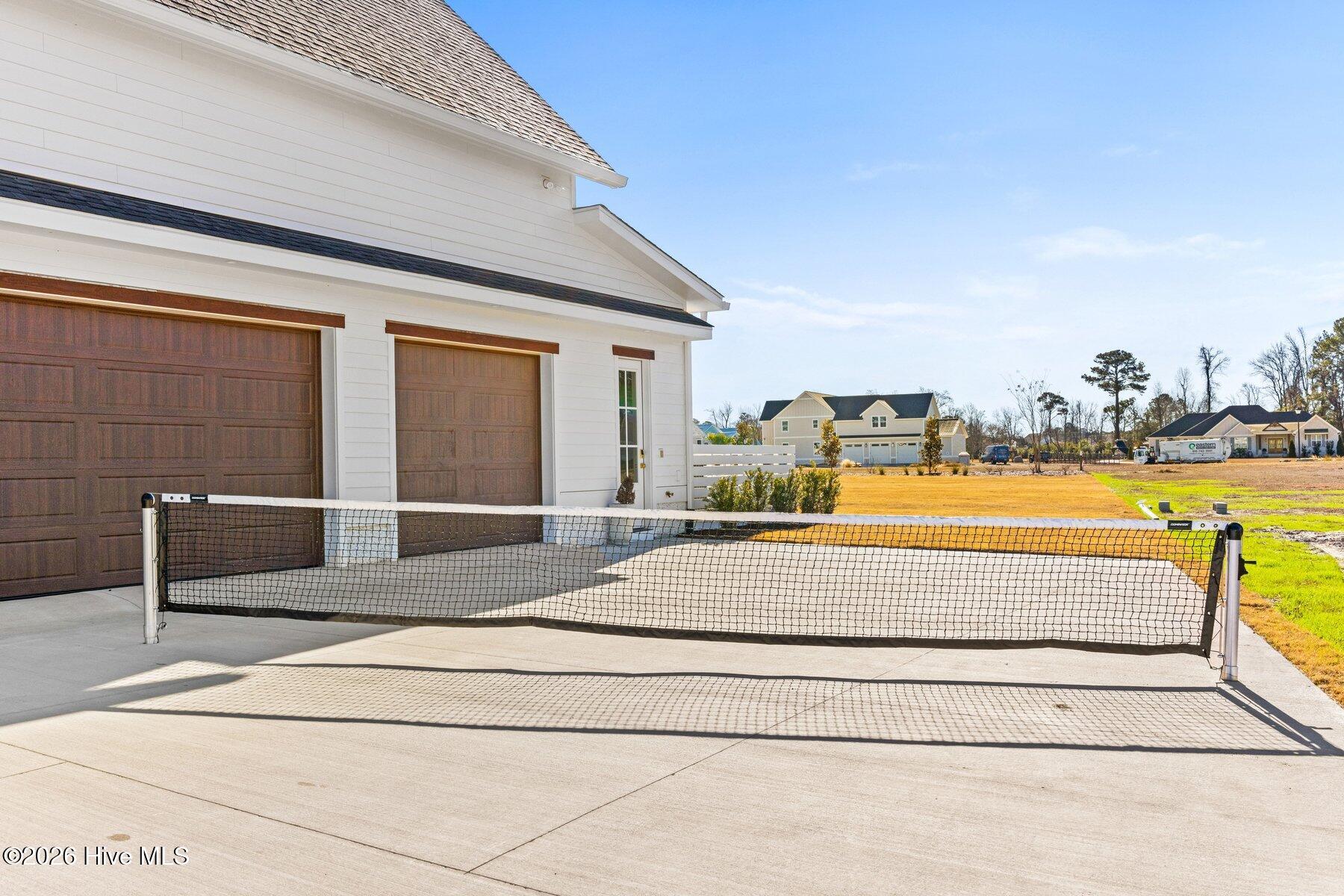 100529848 | Photo 60