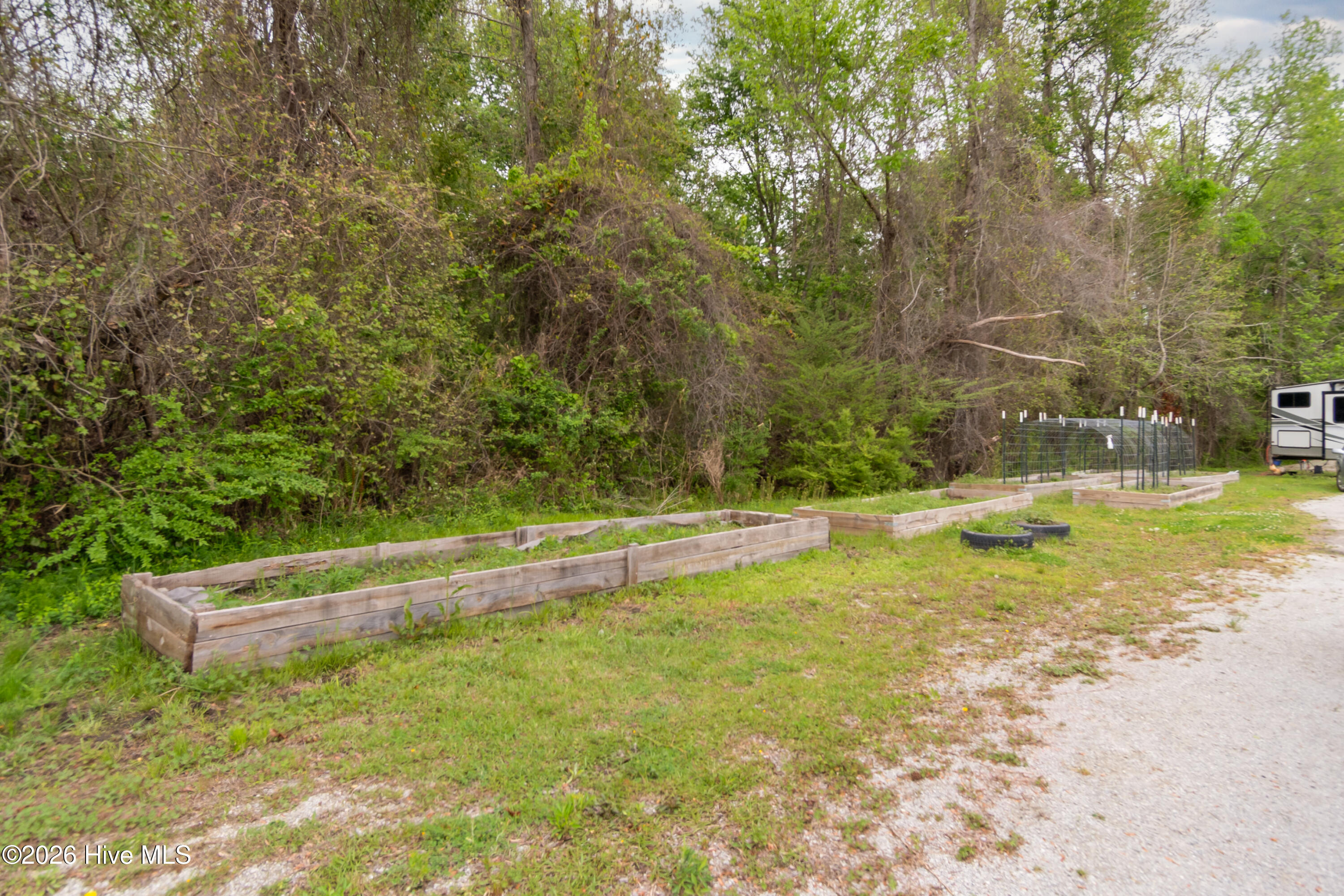 1560 White Oak River Road,Maysville