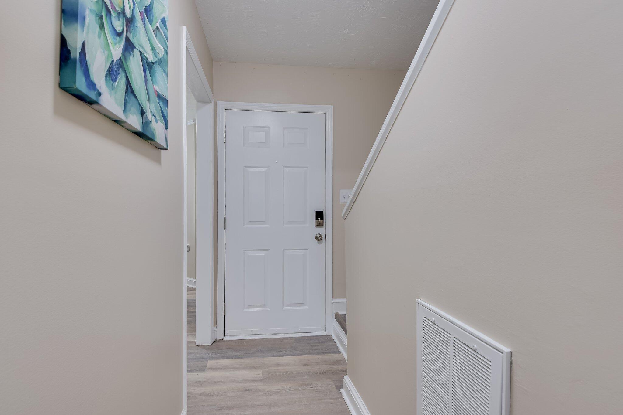 105 Morningside Ct 7]