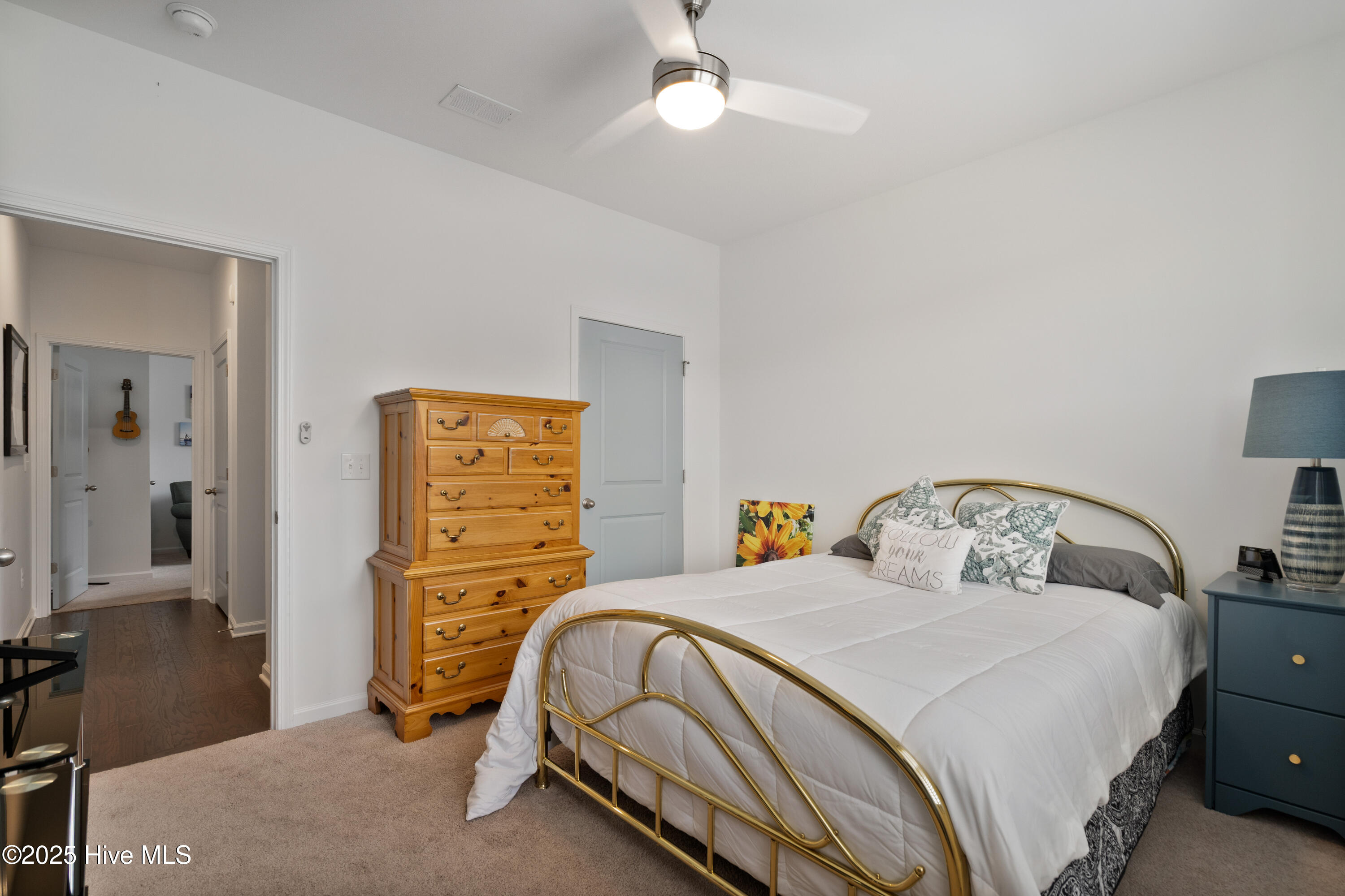 100541671 | Photo 36