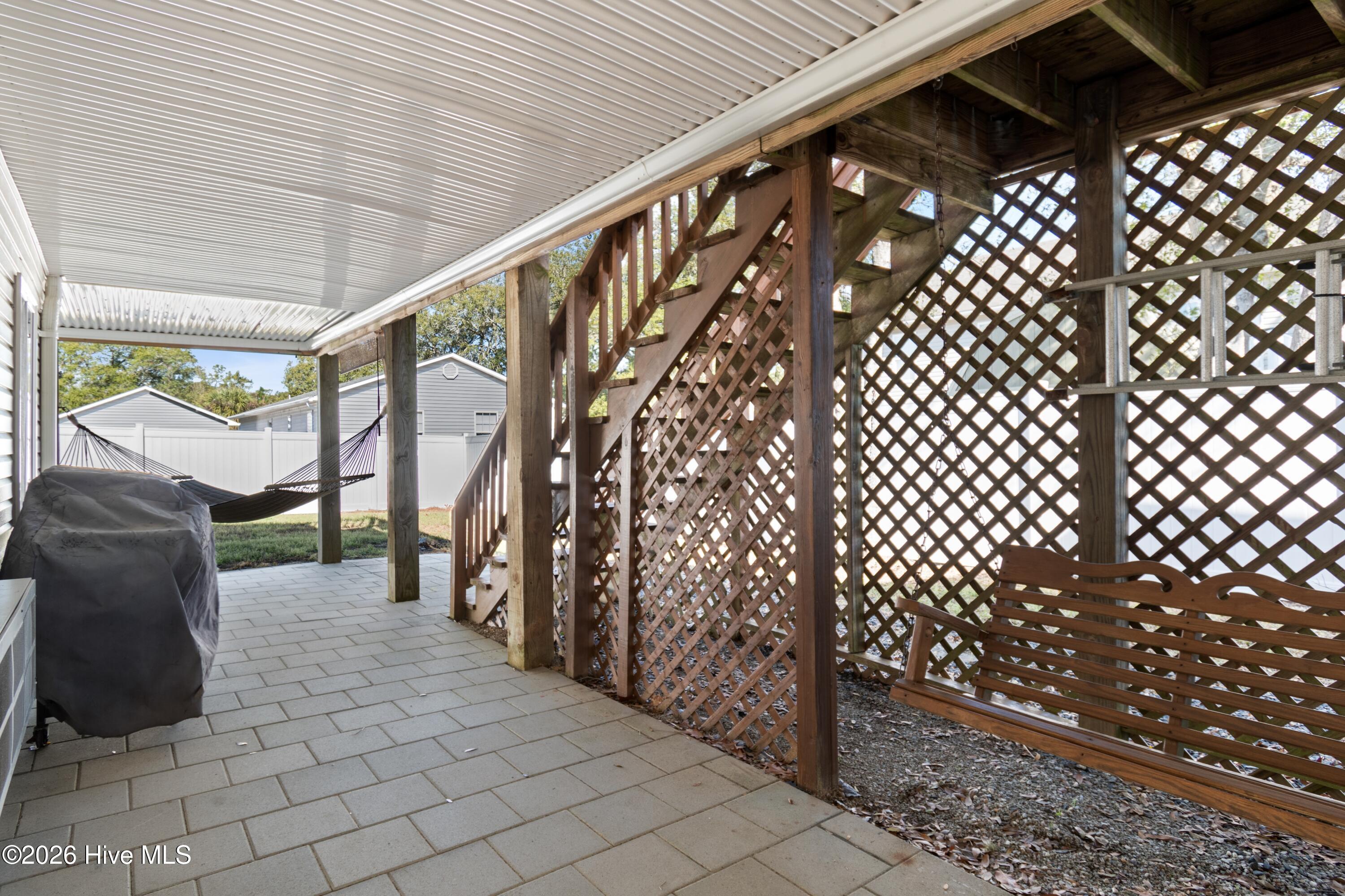 100561293 | Photo 49