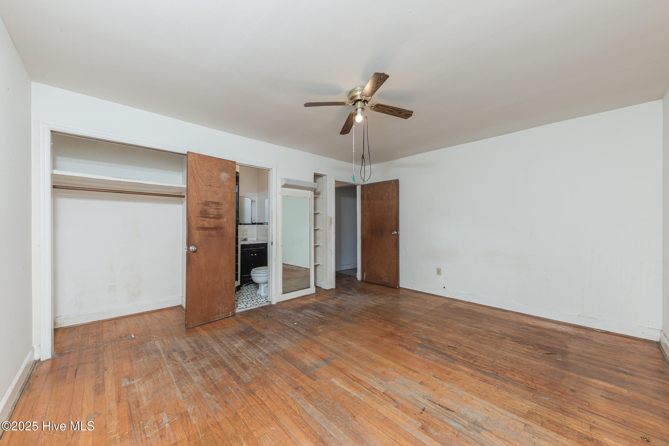 100523491 | Photo 21