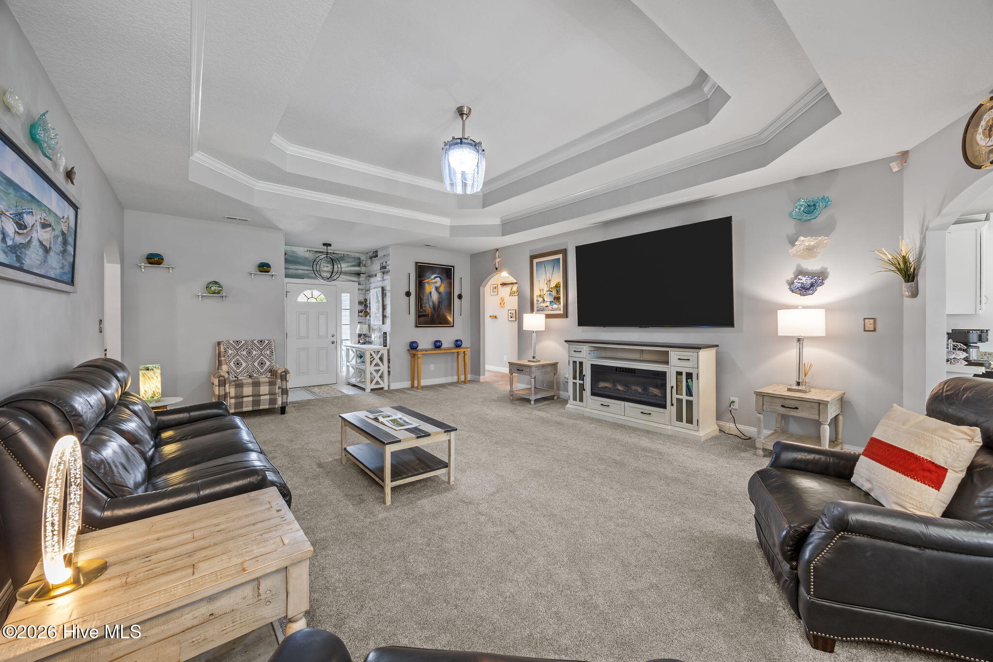 100563665 | Photo 13