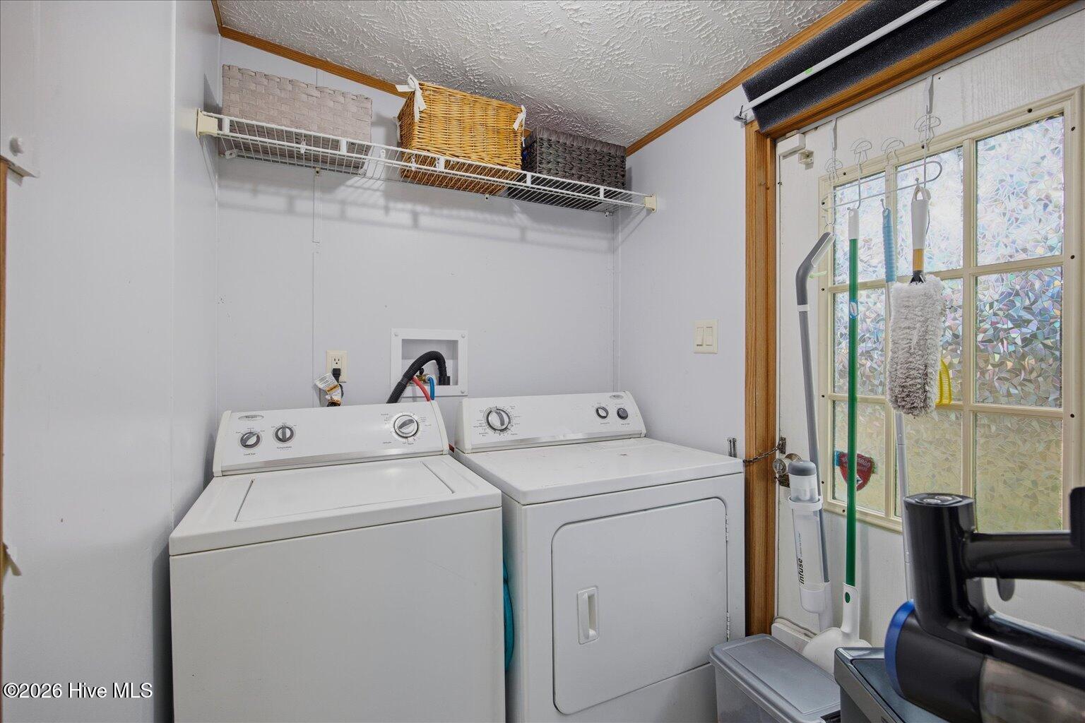 100556219 | Photo 26