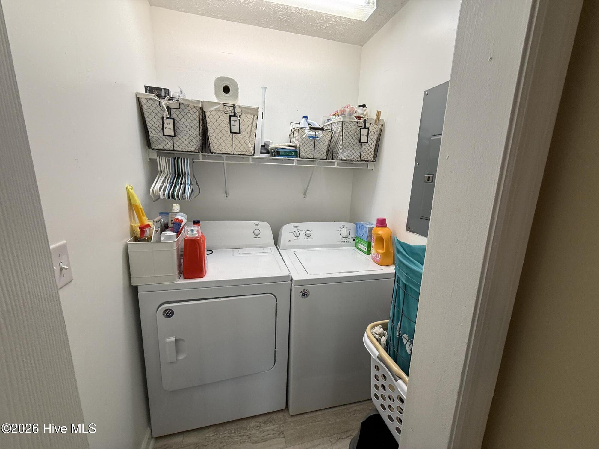 100558019 | Photo 14