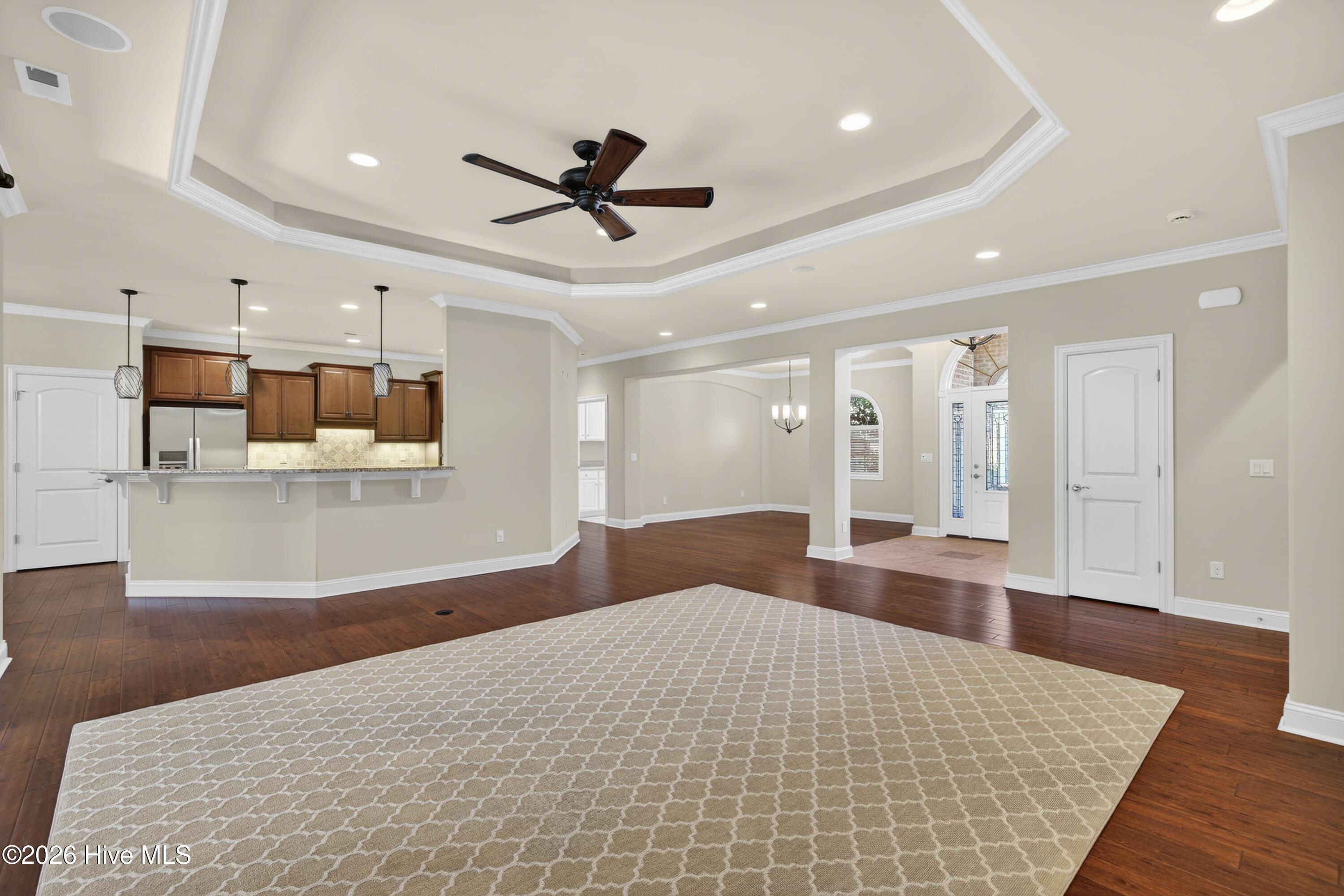 100550633 | Photo 10