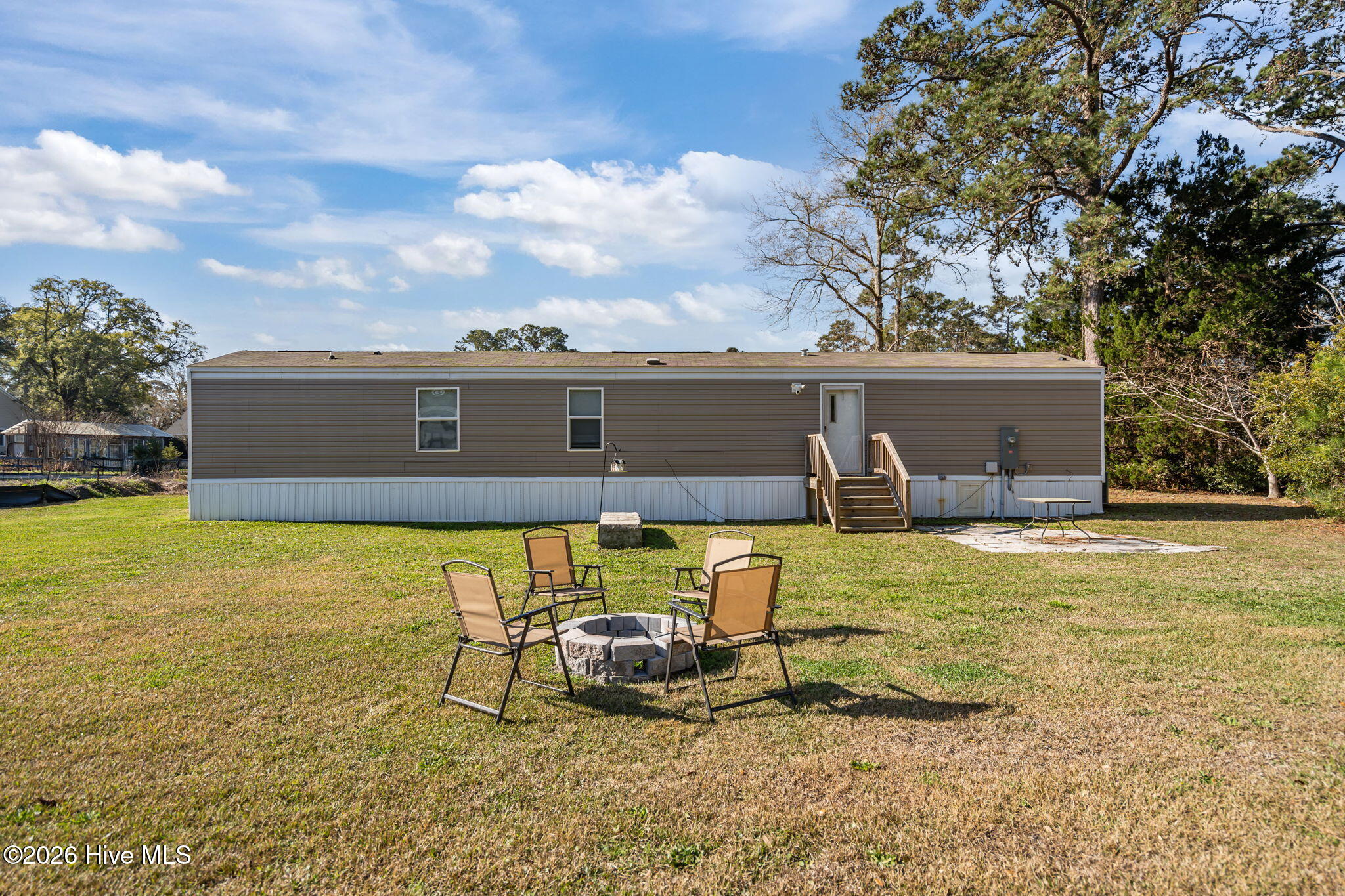 100562806 | Photo 29