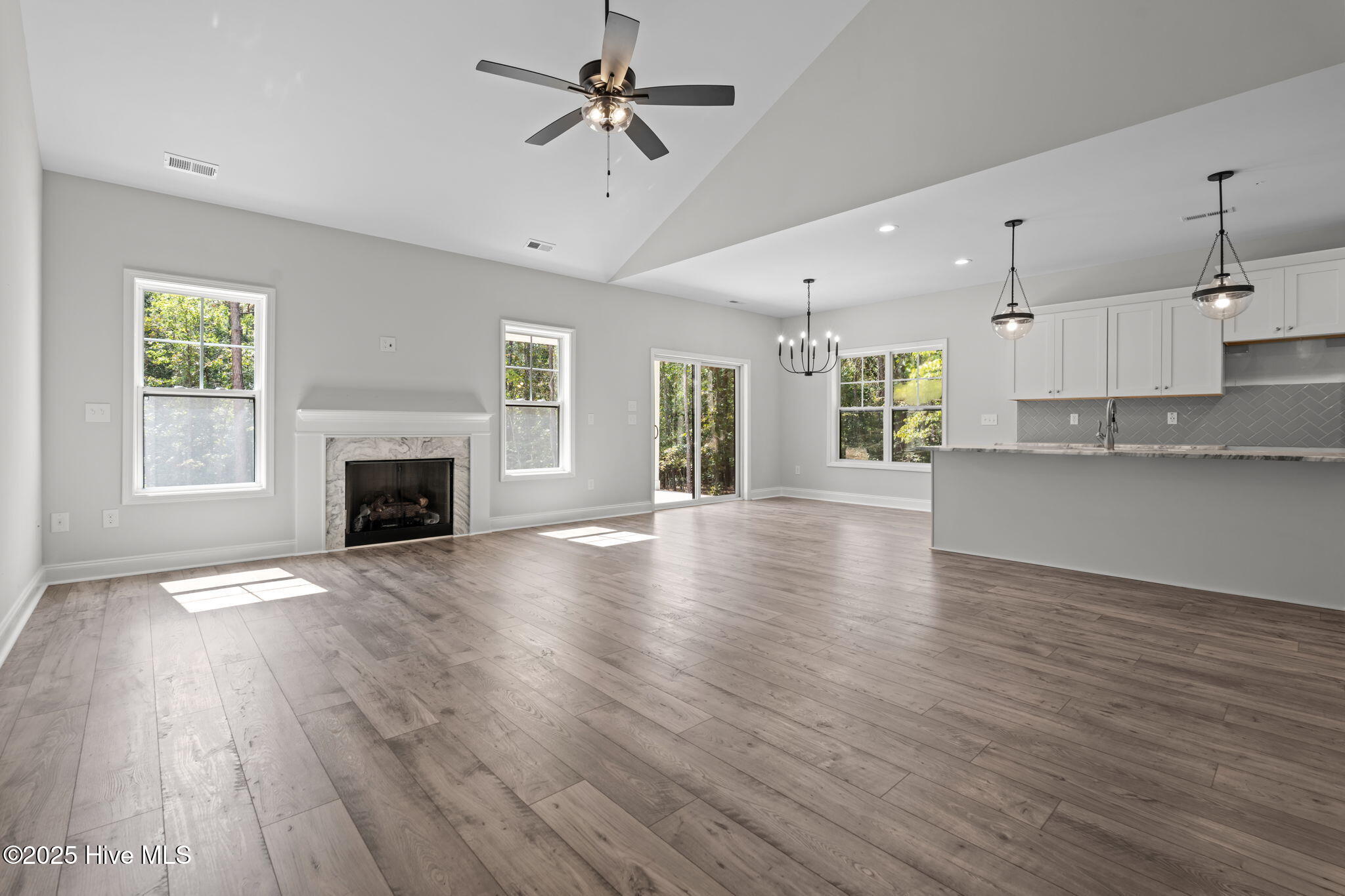 199 Pinecrest Drive