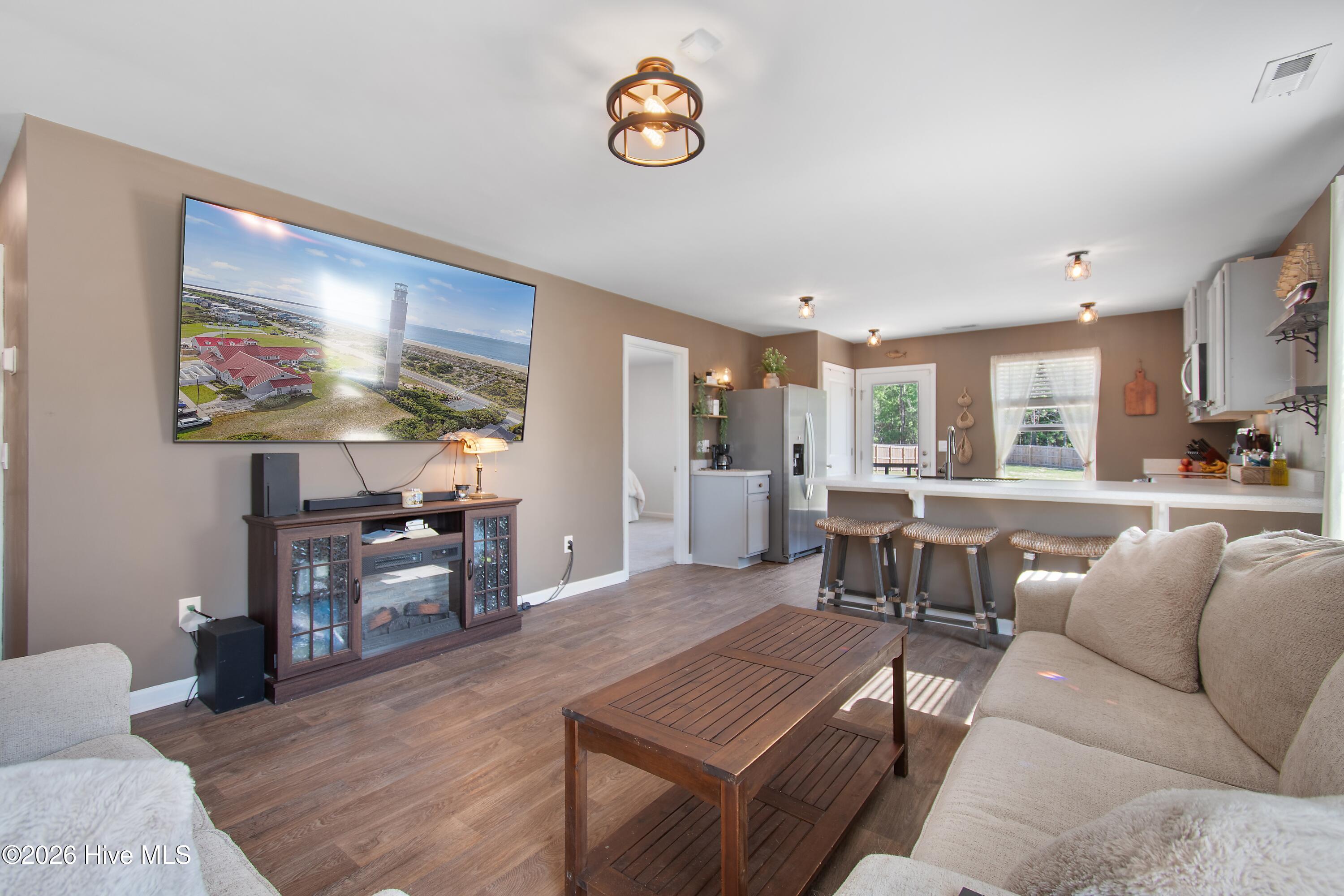 100568651 | Photo 10