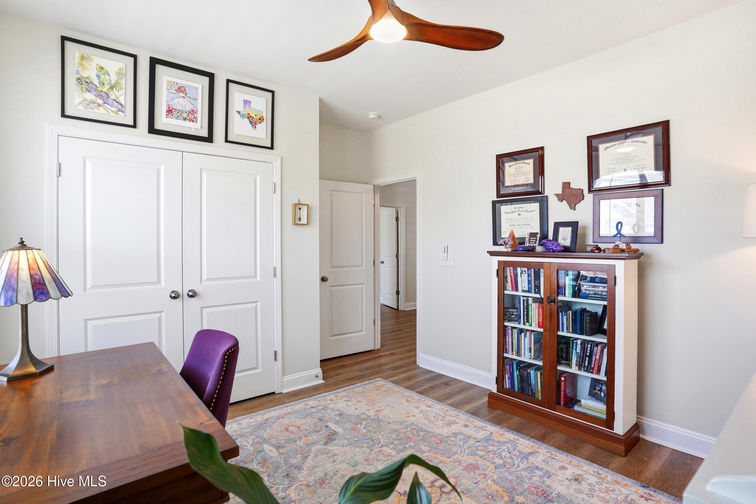 100569050 | Photo 17