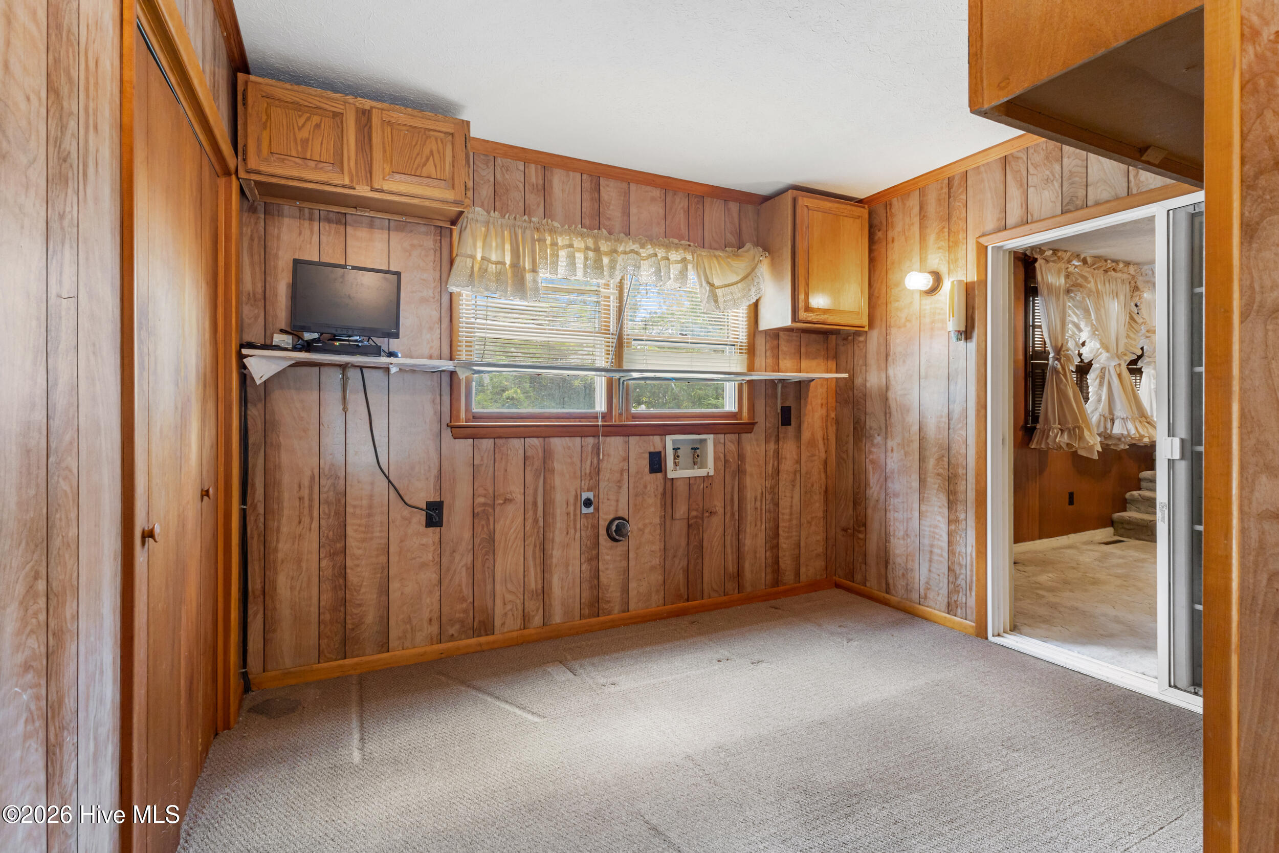 100556555 | Photo 17